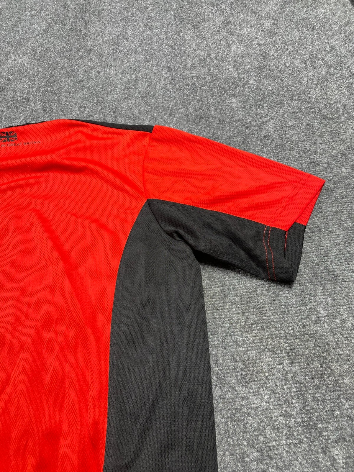 Tenn Men’s T-Shirt Red Half Zip Back Pockets Short Sleeve Size L(42-44)