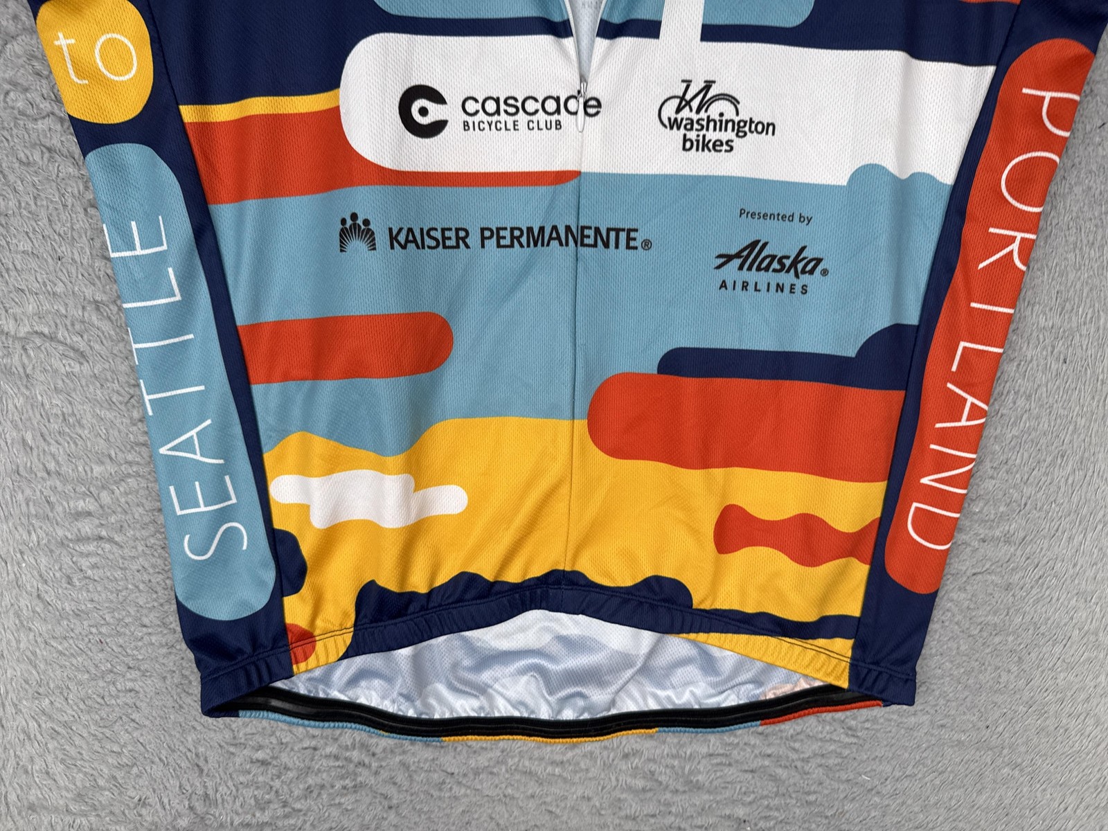 Cascade Cycling Jersey Mens XL Red Yellow Blue STP 2017 1/2 Zip Pockets Bike