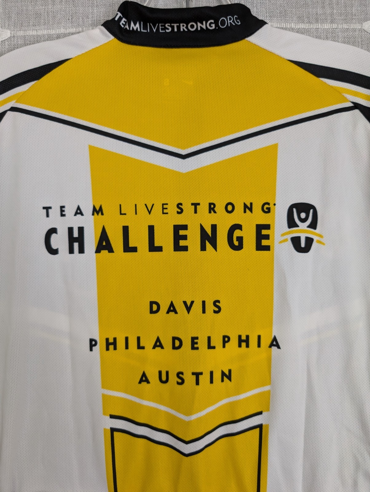 Nike Team Livestrong Cycling Jersey Mens Small Armstrong Davis Philly Austin NWT
