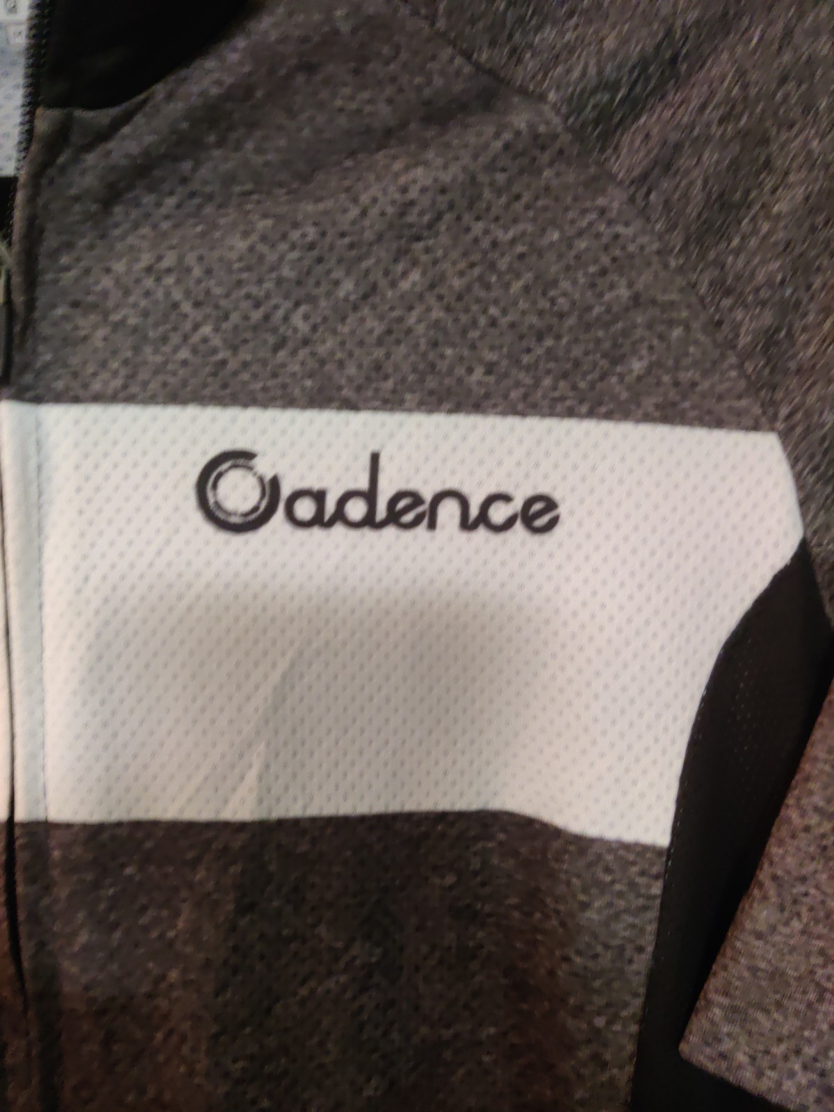 Cadence Race Fit Cycling Jersey Gray White Full Zip Lightweight Size Medium