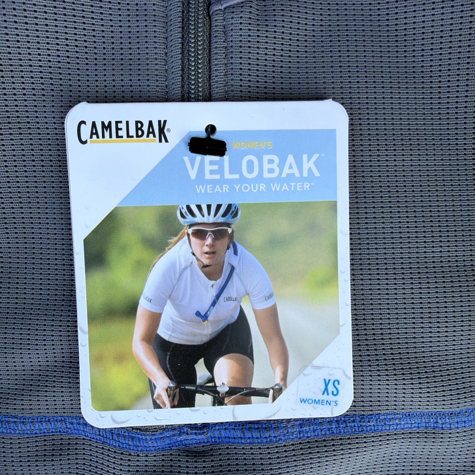 NEW CamelBak VeloBak Hydration Compression Cycling Jersey Gray 72oz Women’s XS