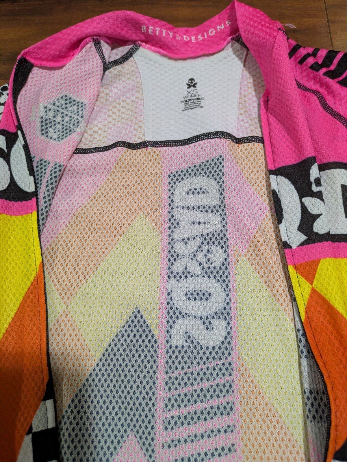 Betty Designs Race Fit Cycling Jersey Full Zip Pinks Womans XS