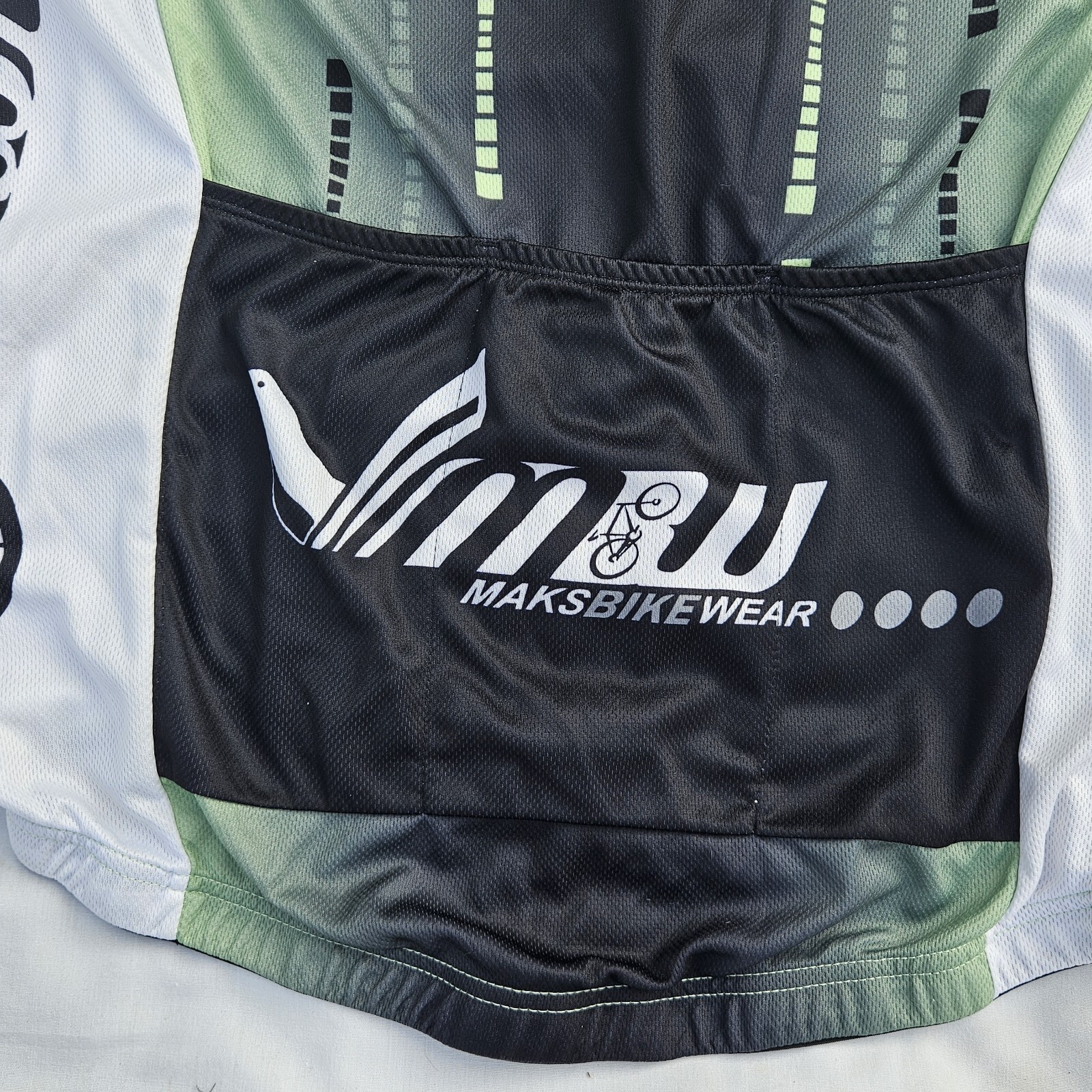 Men’s Large Cycling Jersey, Green, Waist Gripper, Back Pockets, Maks Bike Wear