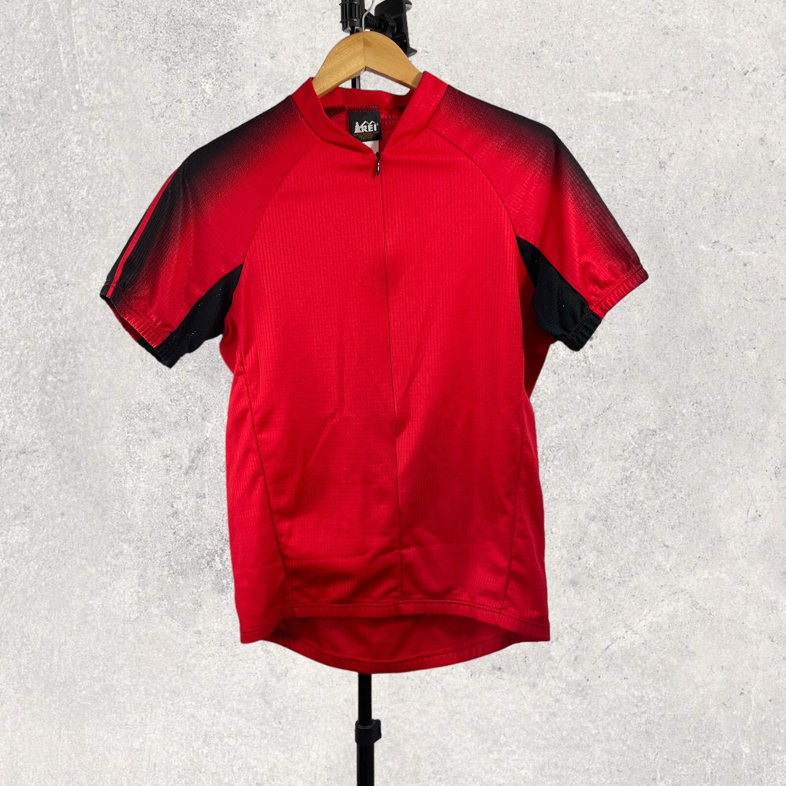 REI Mens Red Black Polyester Short Sleeve Cycling Jersey 3/4 Zip Size L