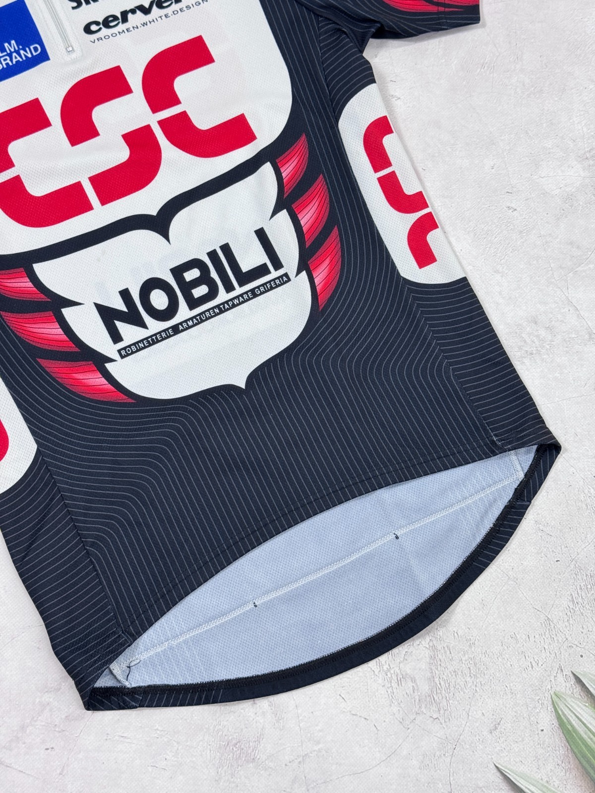 Descente Team CSC Skoda Man UCI Nobili Cervelo Cycling Jersey size 5 / M