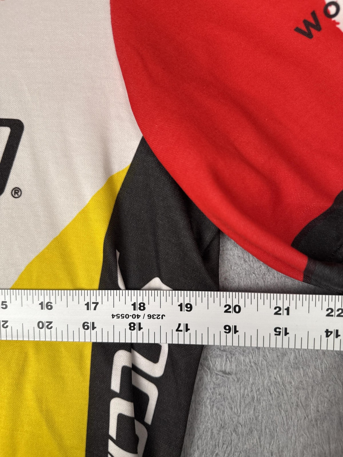 VINTAGE Aussie Cycling Jersey Men Medium Red Yellow Graphic 1/4 Zip Pockets Bike