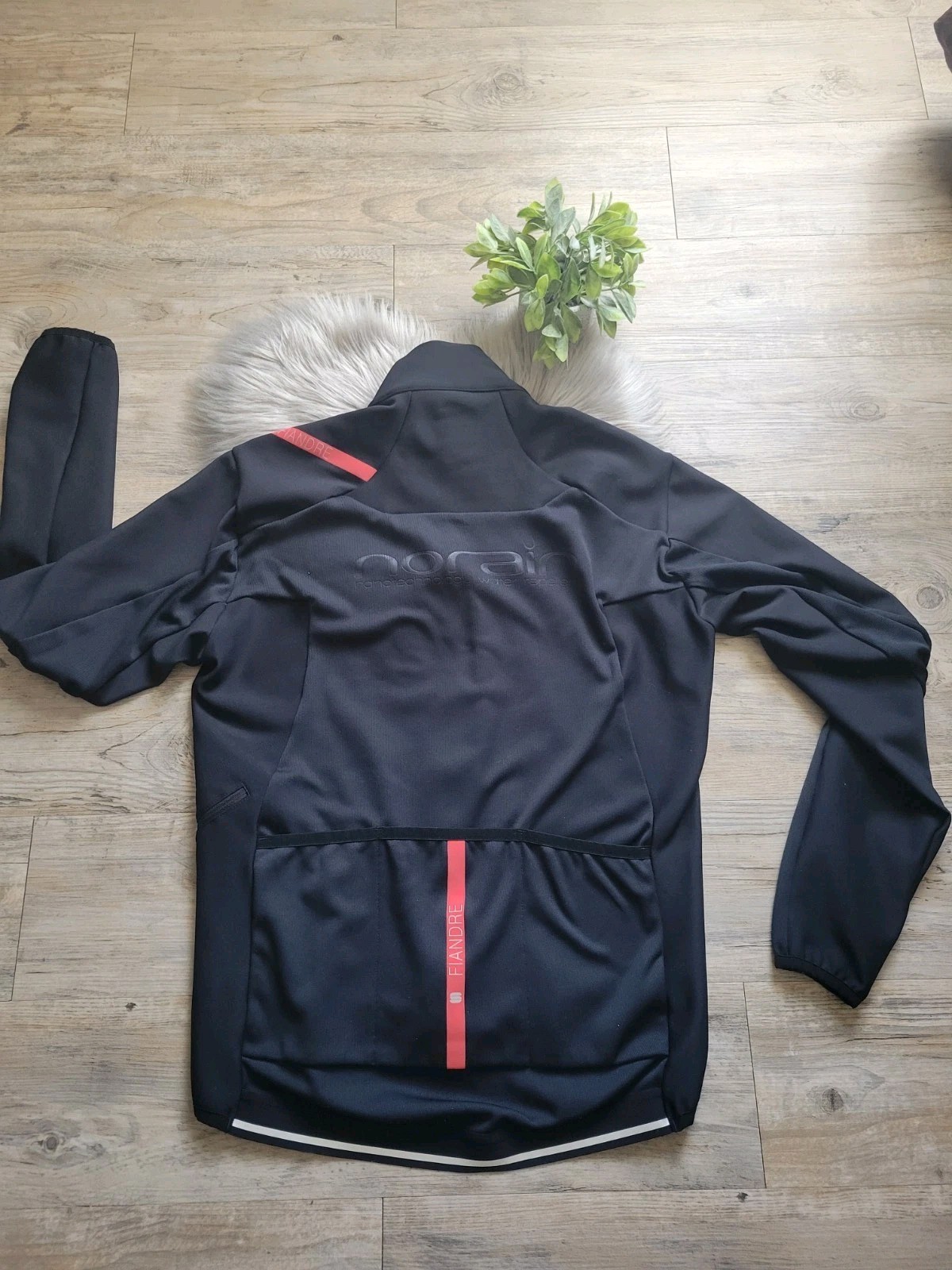 SPORTFUL 🍉 Cycling Jacket Women’s Long Sleeve Black Gore Windstopper Norain