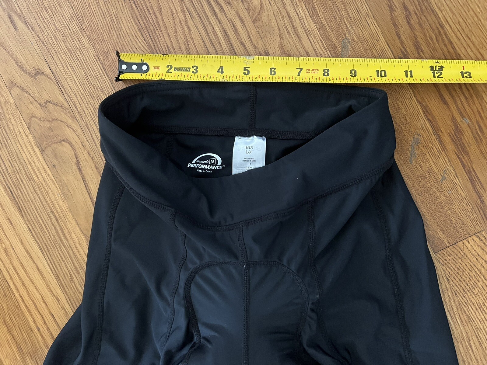 Performance NEW No Tags Gel Women’s Cycling Shorts Stretch Padded. Elastic Hems