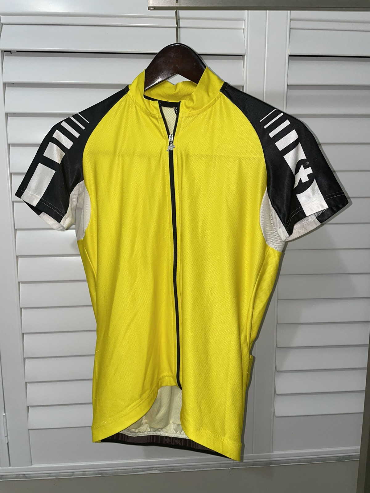 ASSOS SHORT SLEEVE FULL ZIP CYCLING JERSEY YELLOW LARGE