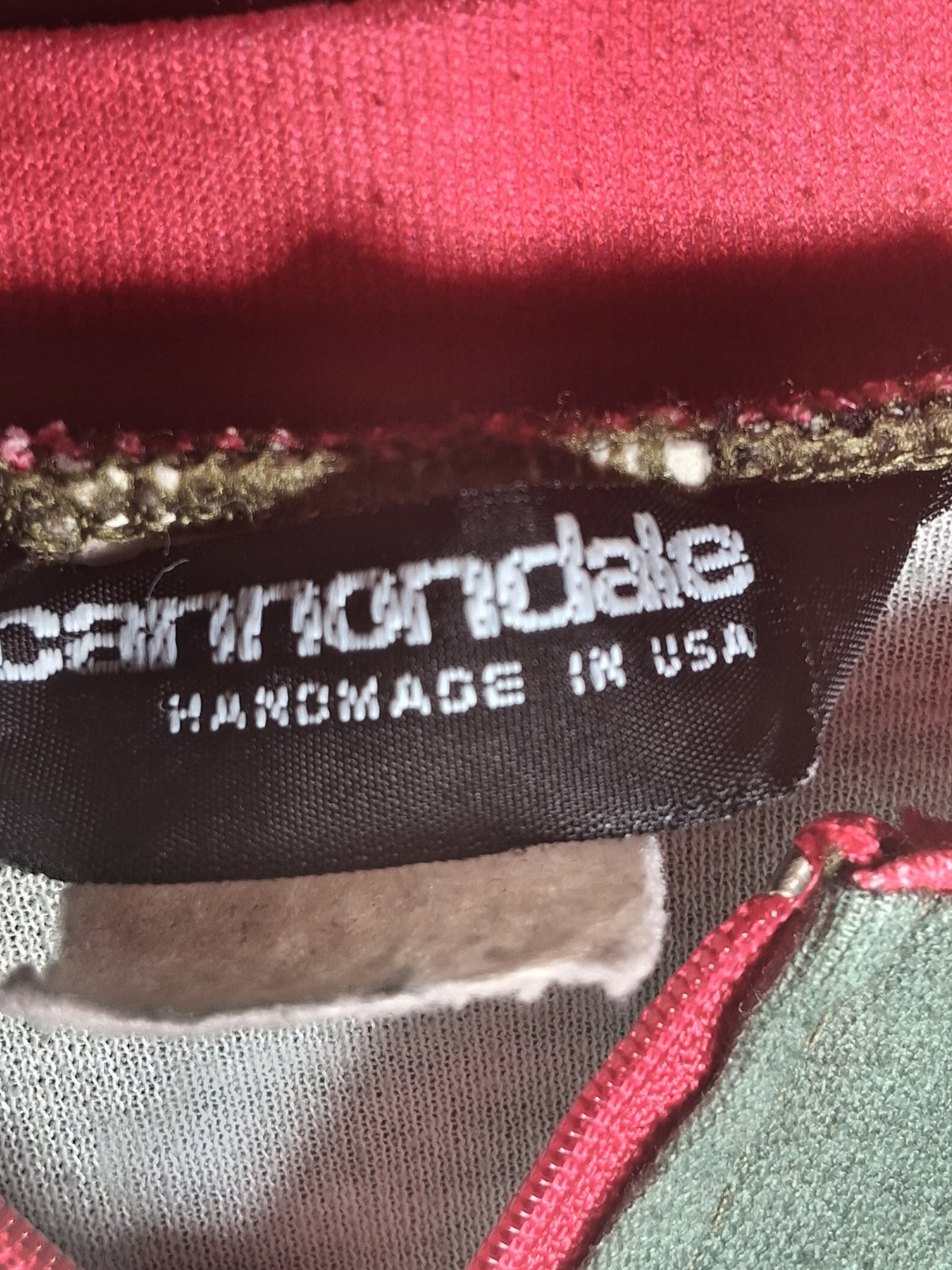 Cannondale Cycling Shirt Pocketed Mens Size Small Breathable Cannondale Cup Logo