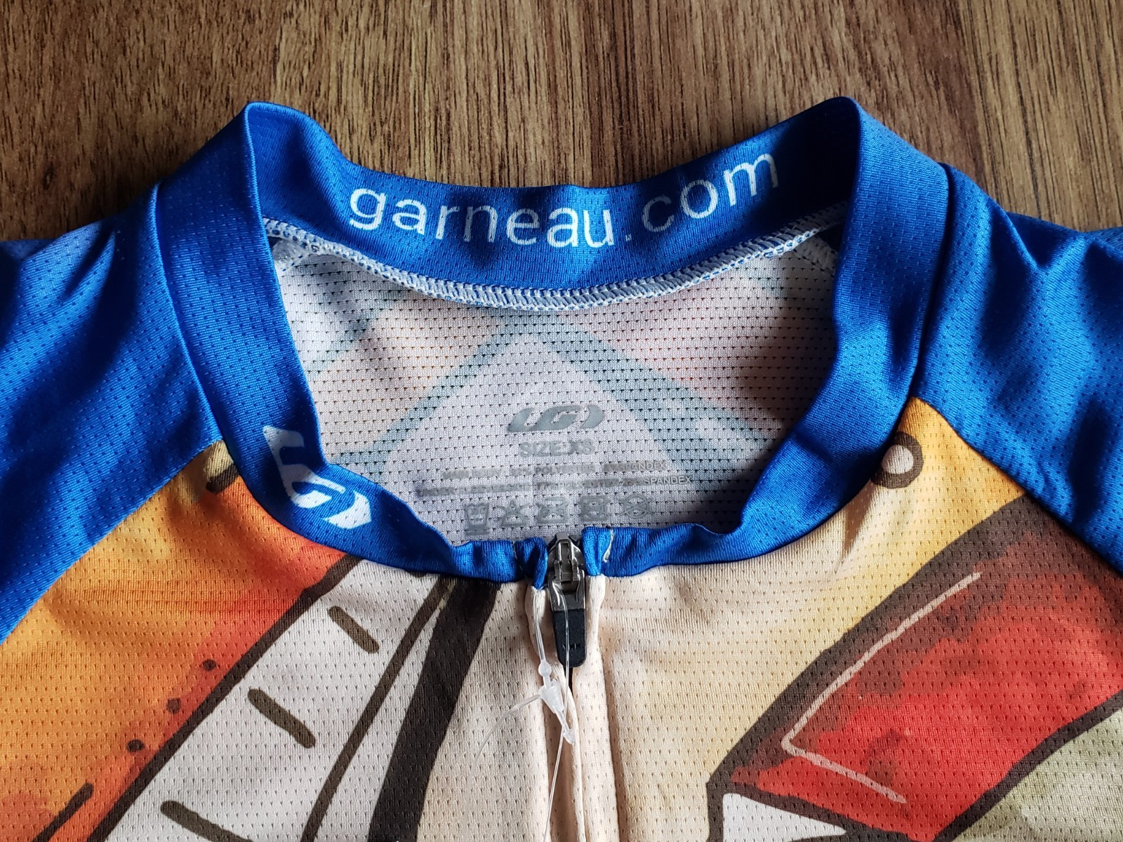 NEW Louis Garneau Giro Bella Women Bike Cycling Jersey – XS – Short Sleeve Shirt