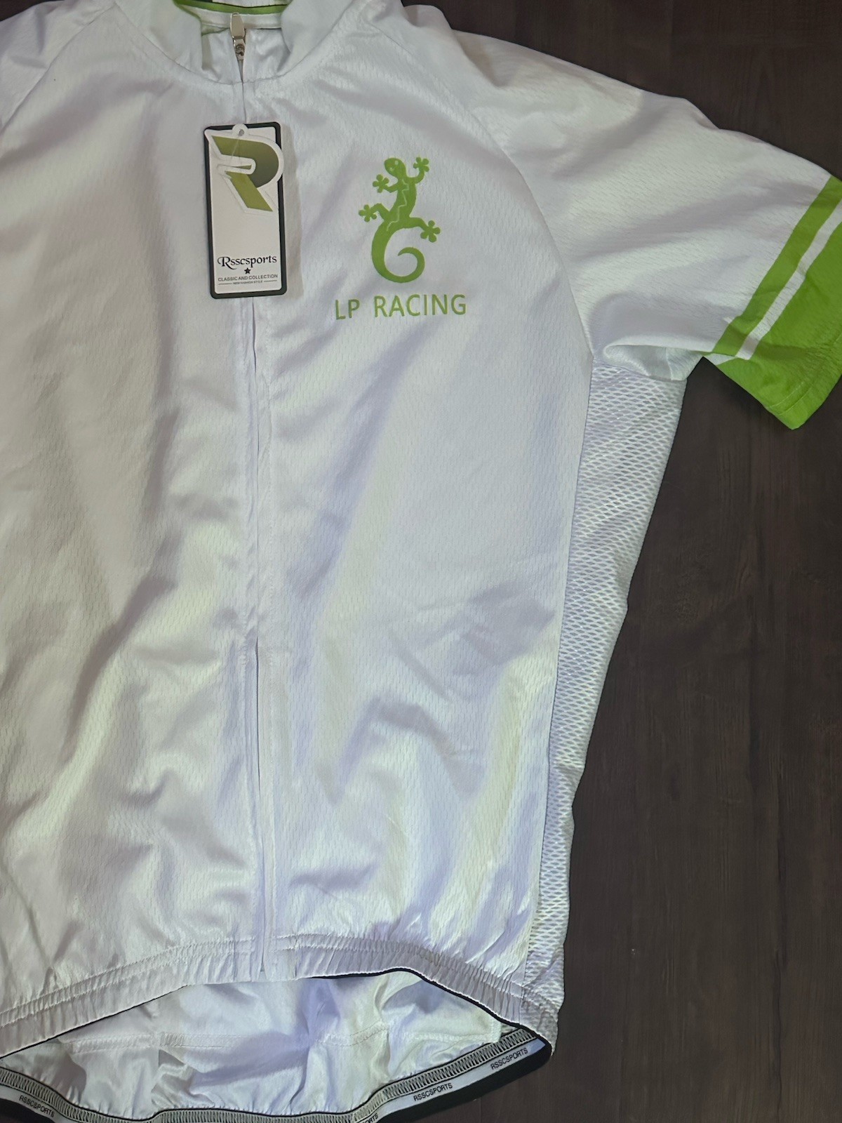 NEW Women’s Rscsports Cycling Jersey W/ Full zipper and green accents, Large