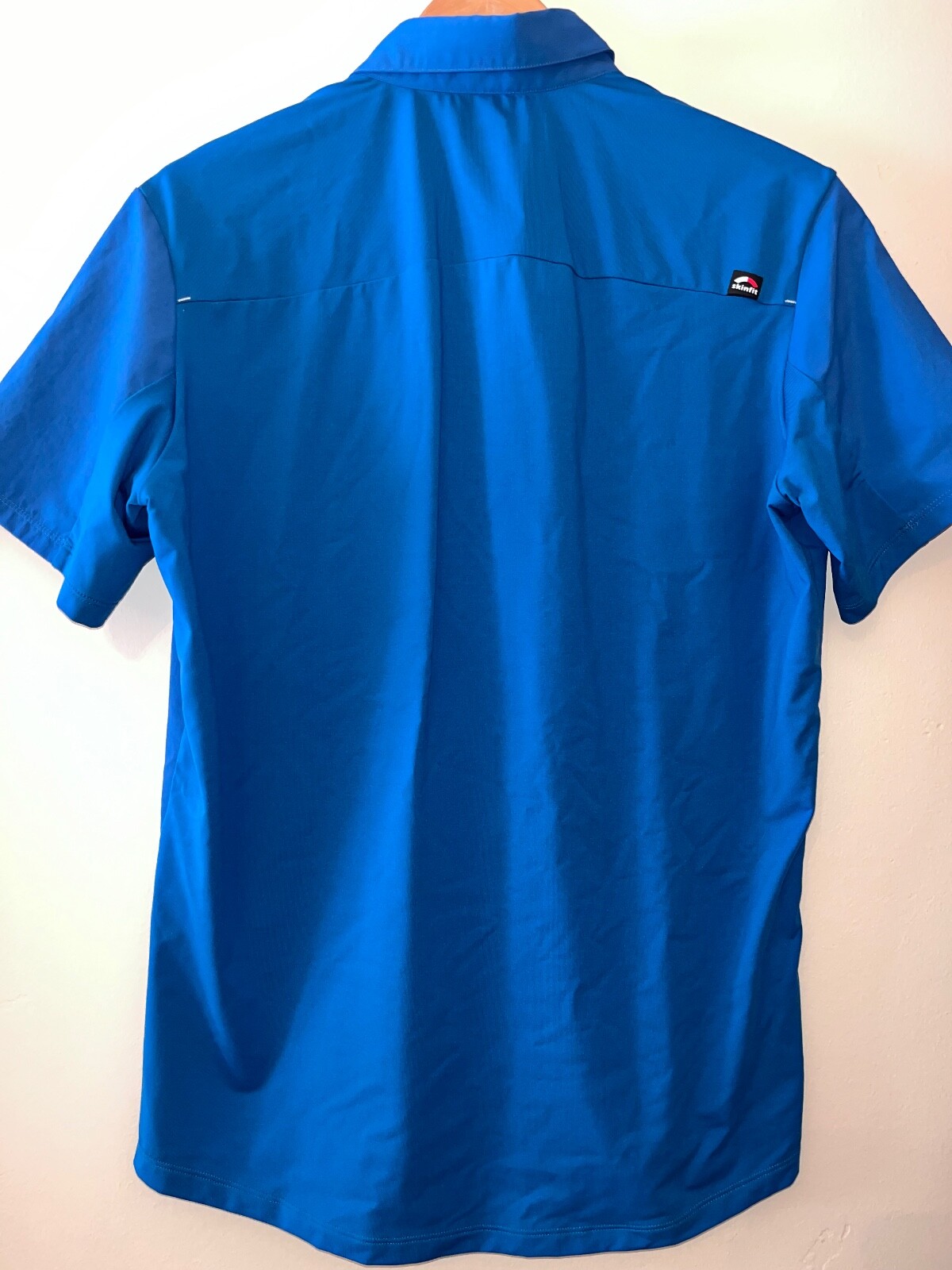 Skinfit Men’s Alvera Travel Shirt Sport Short Sleeve Button Stretch Blue Size L