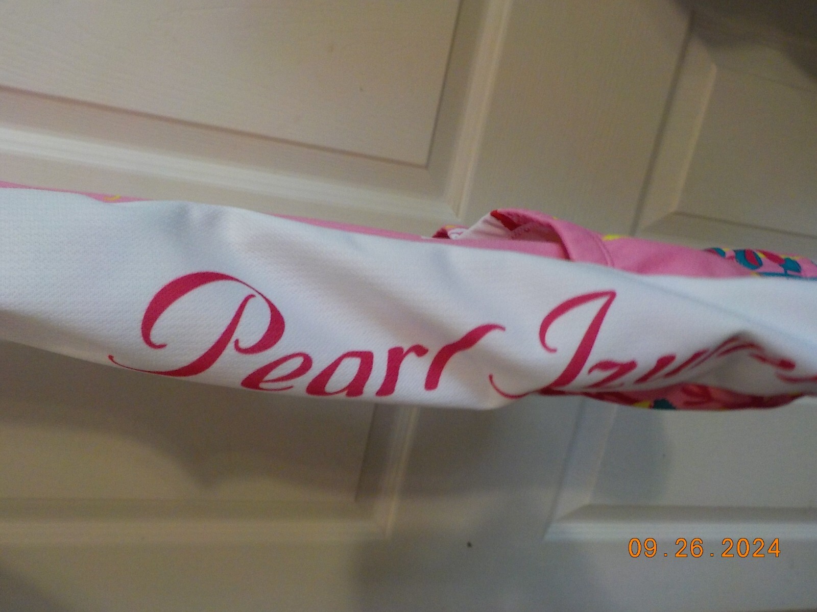 PEARL IZUMI MULTI COLOR PINK/RED/WHITE/AQUA/GREEN CYCLING SHIRT STYLE 0790 2011