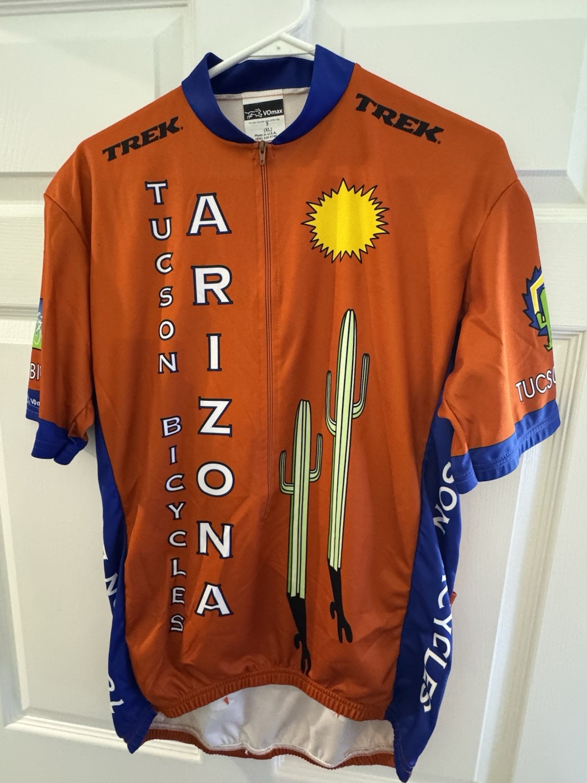 VOmax Tucson Bicycles Arizona Cycling Jersey Men’s XL Orange Blue Short Sleeve