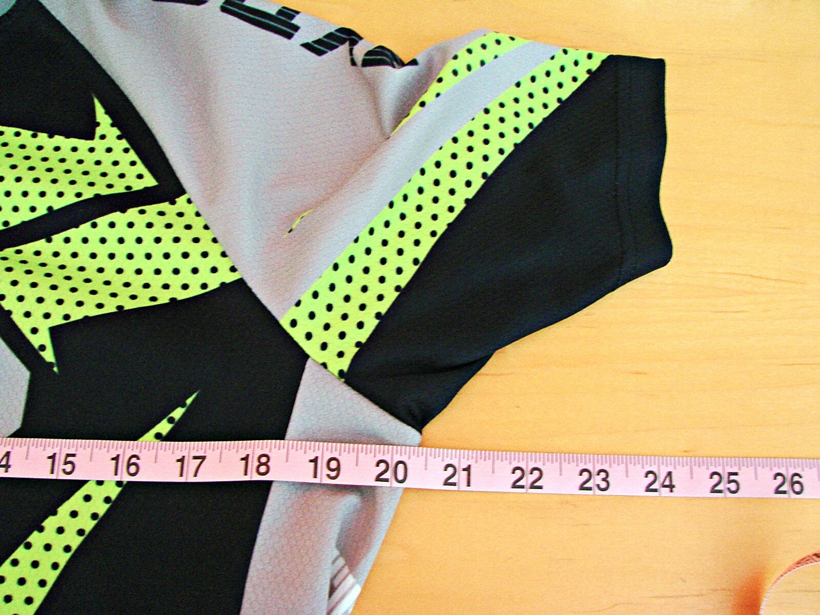 FJQXZ Mens Cycling Jersey Bike Wear 3 Pockets Windproof Breathable Size Large