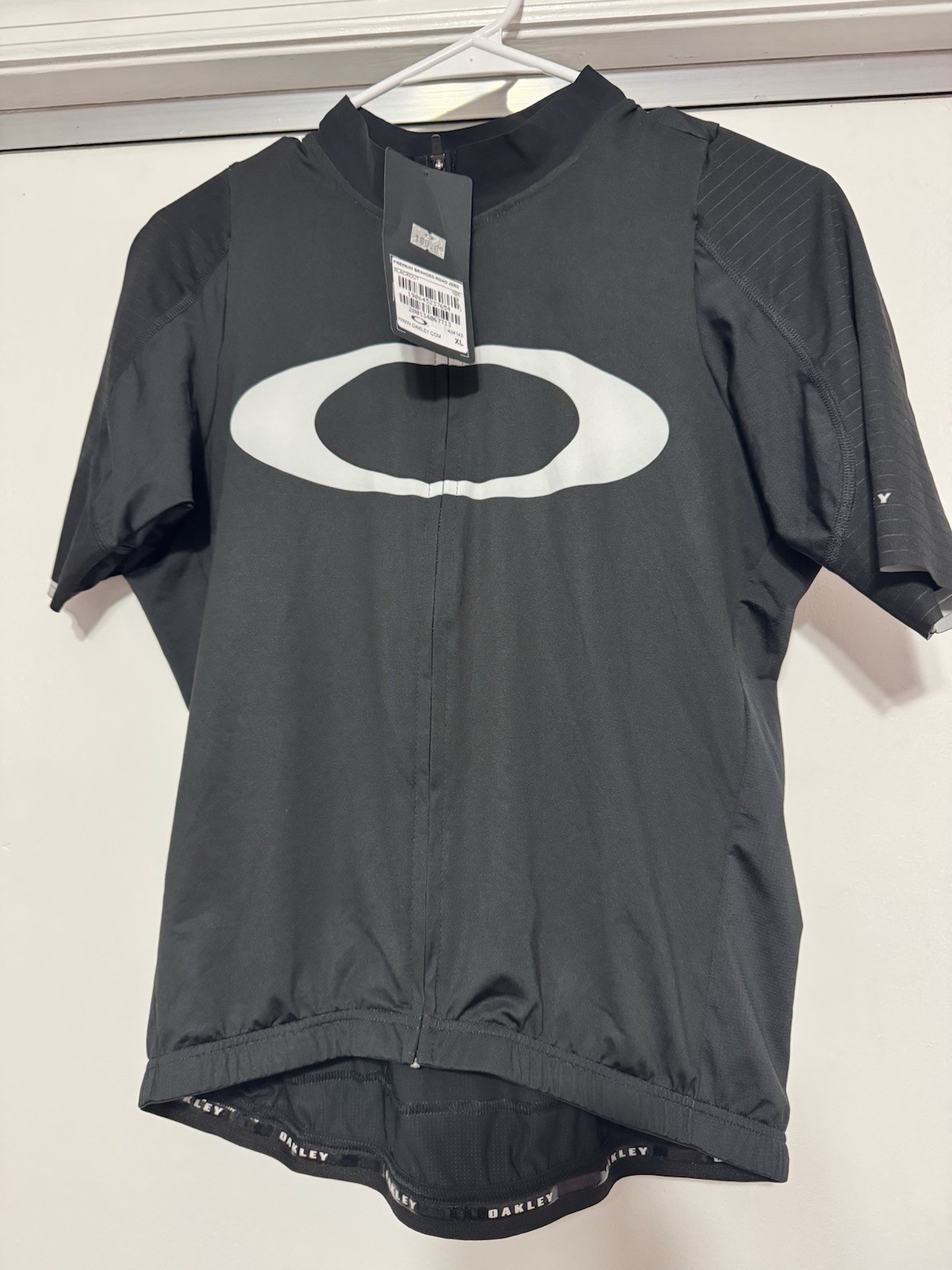 Oakley Premium Branded Icon Blackout Jersey – Small