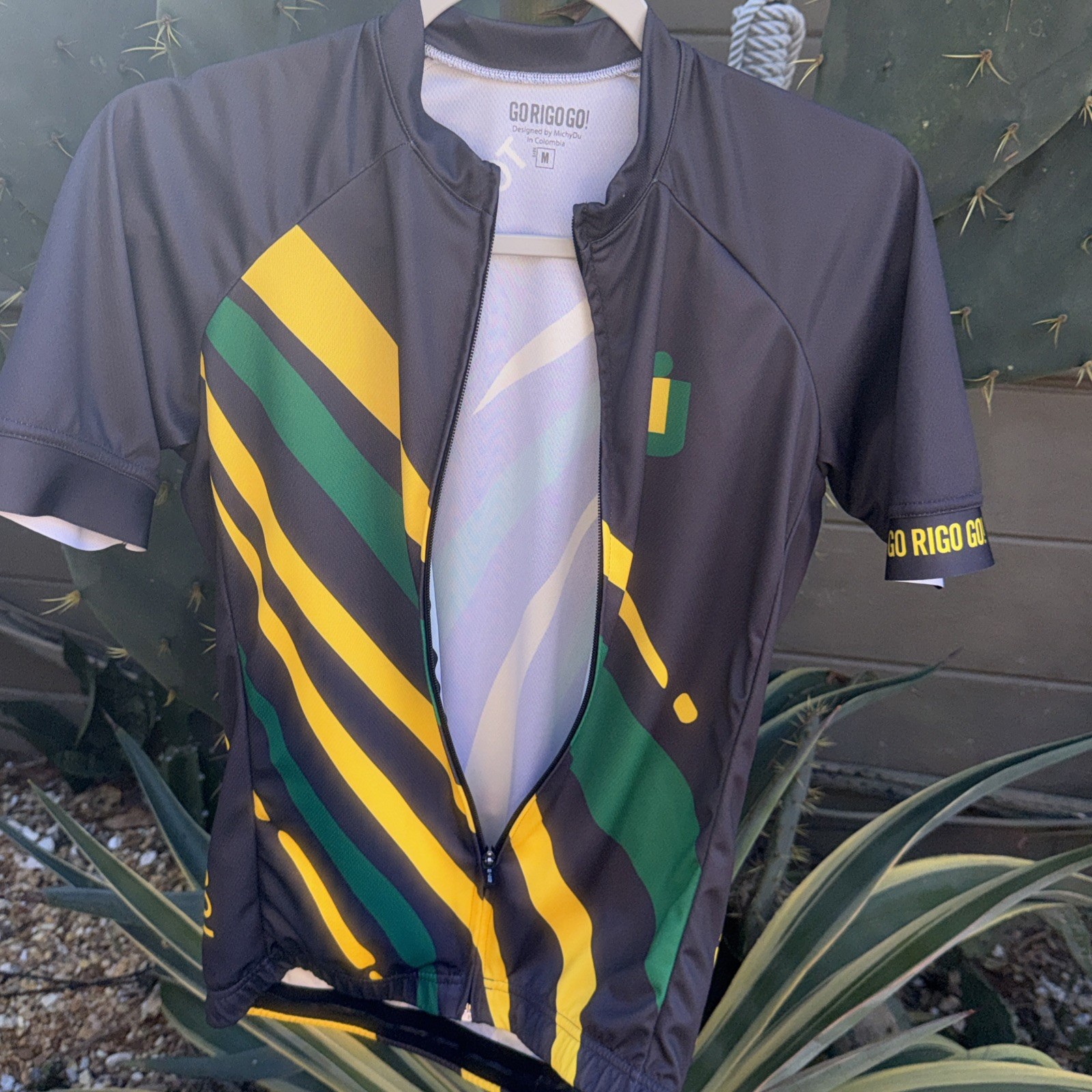 Go Rigo Go! Cycling Jersey Tour de Garden Full Zip Short Sleeve Medium