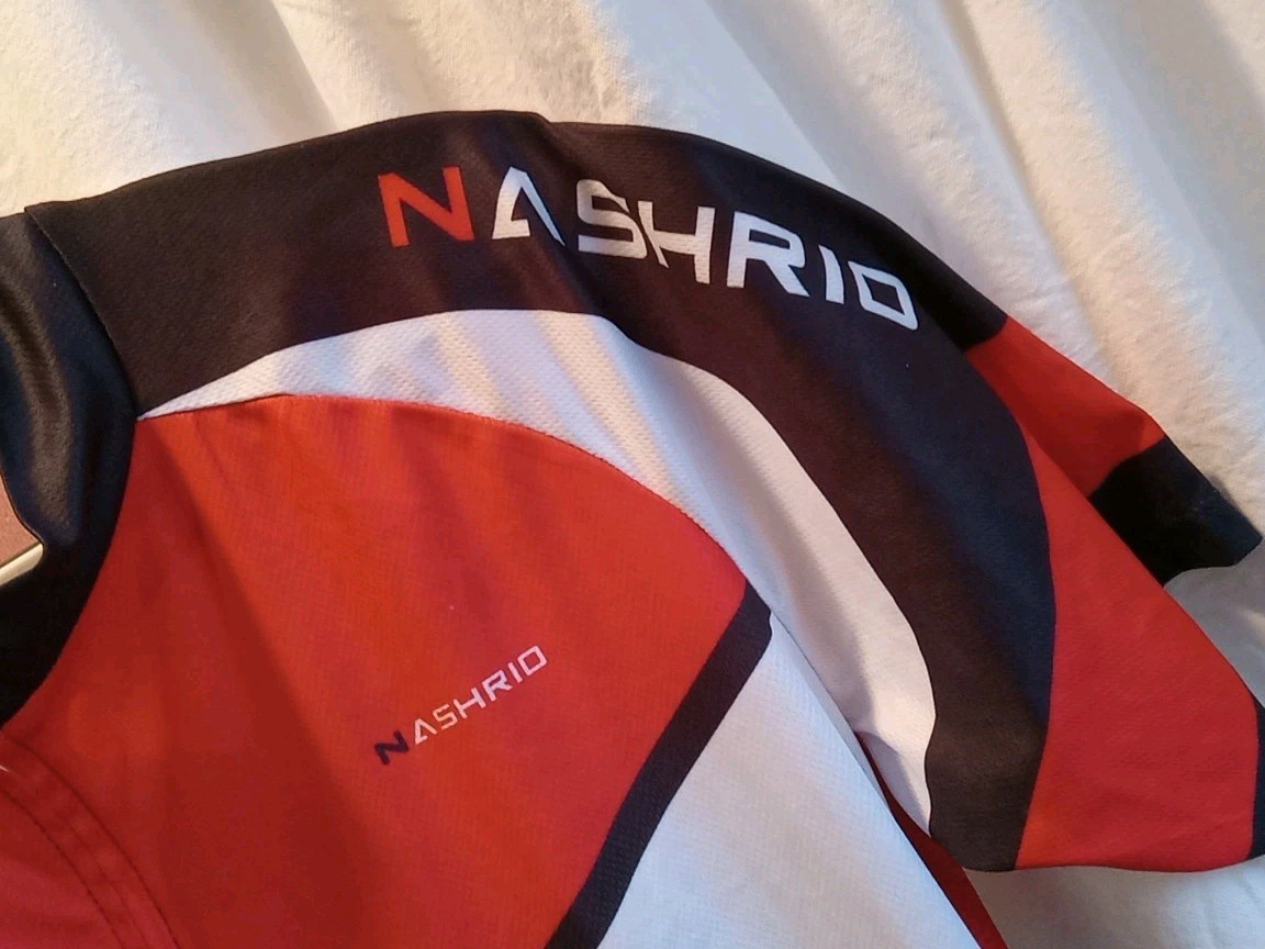 NWOT Nashrio Cycling Jersey Size XL Full Zip with Bottle Holders 100% Polyester