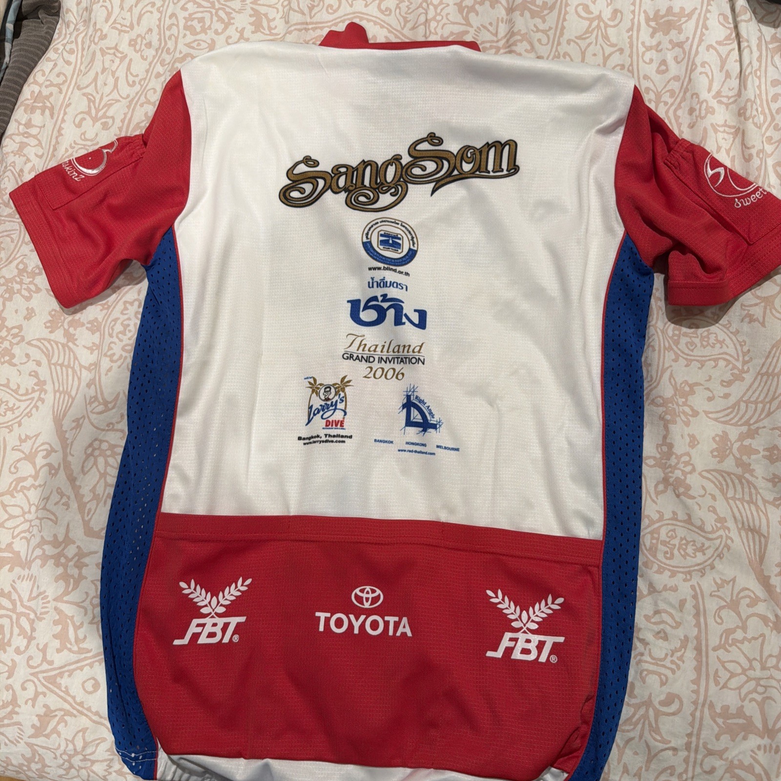 FBT Tour de Thailand mens size Large Cycling Shirt White Red And Blue