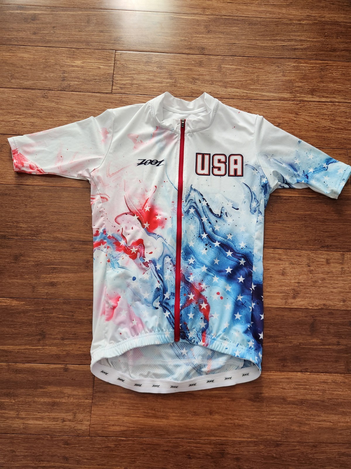 Zoot Women’s USA Magic Red White & Blue Cycling Biking Jersey Full Zip, Small