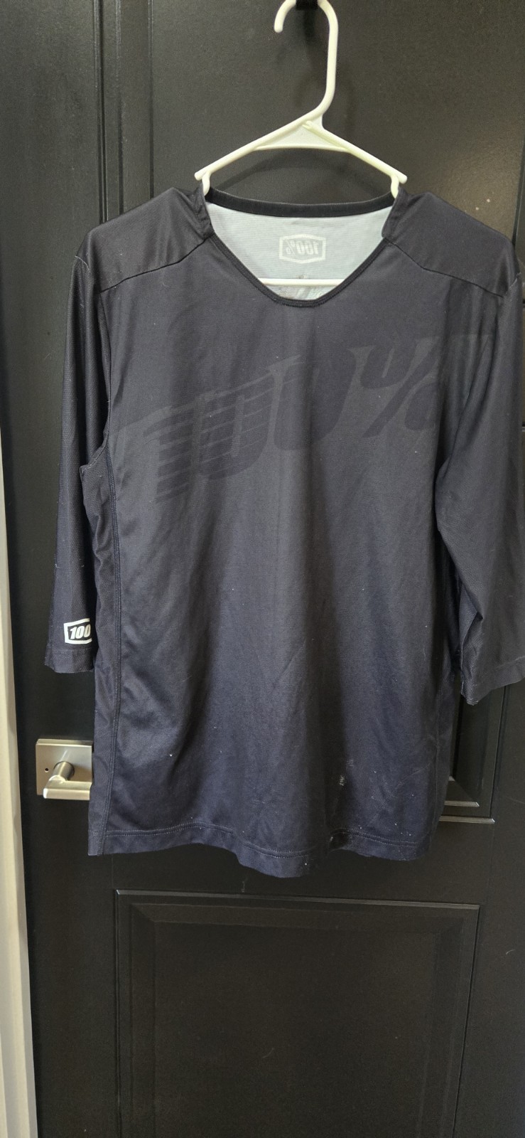 100% 3/4 Sleeve MENS MTB Jersey. MEDIUM. Black.