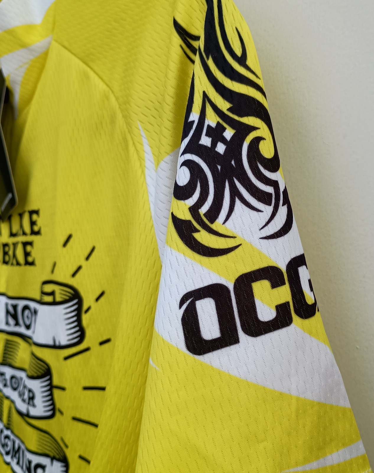 OCG NWT Bright Yellow Cycling Jersey Bicycle Shirt Full Zip Pockets Size Large