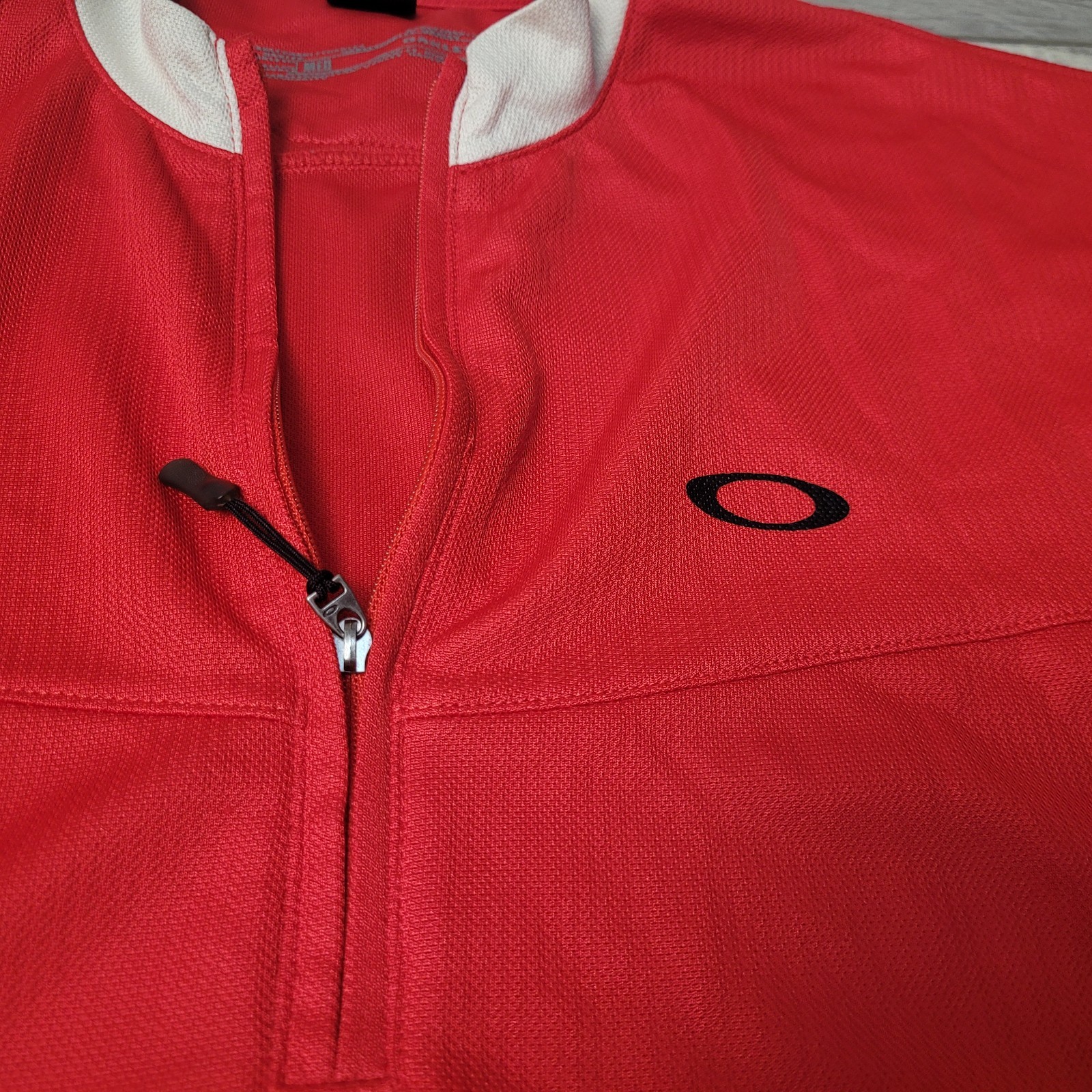 🚴Oakley Cycling Jersey Adult Medium Red Gray 1/4 Zip Short Sleeve🚴