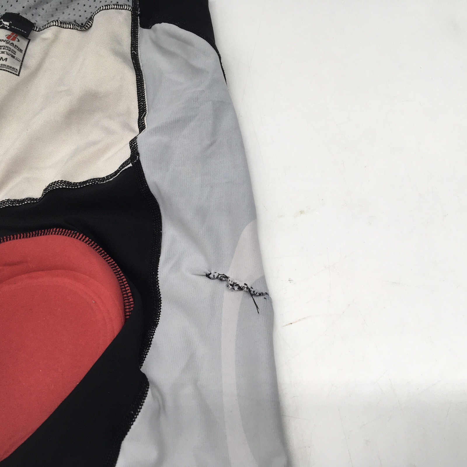 Hincapie Oakley Mens Cycling Kit Jersey (S) and Bib Shorts (M) Socks Read
