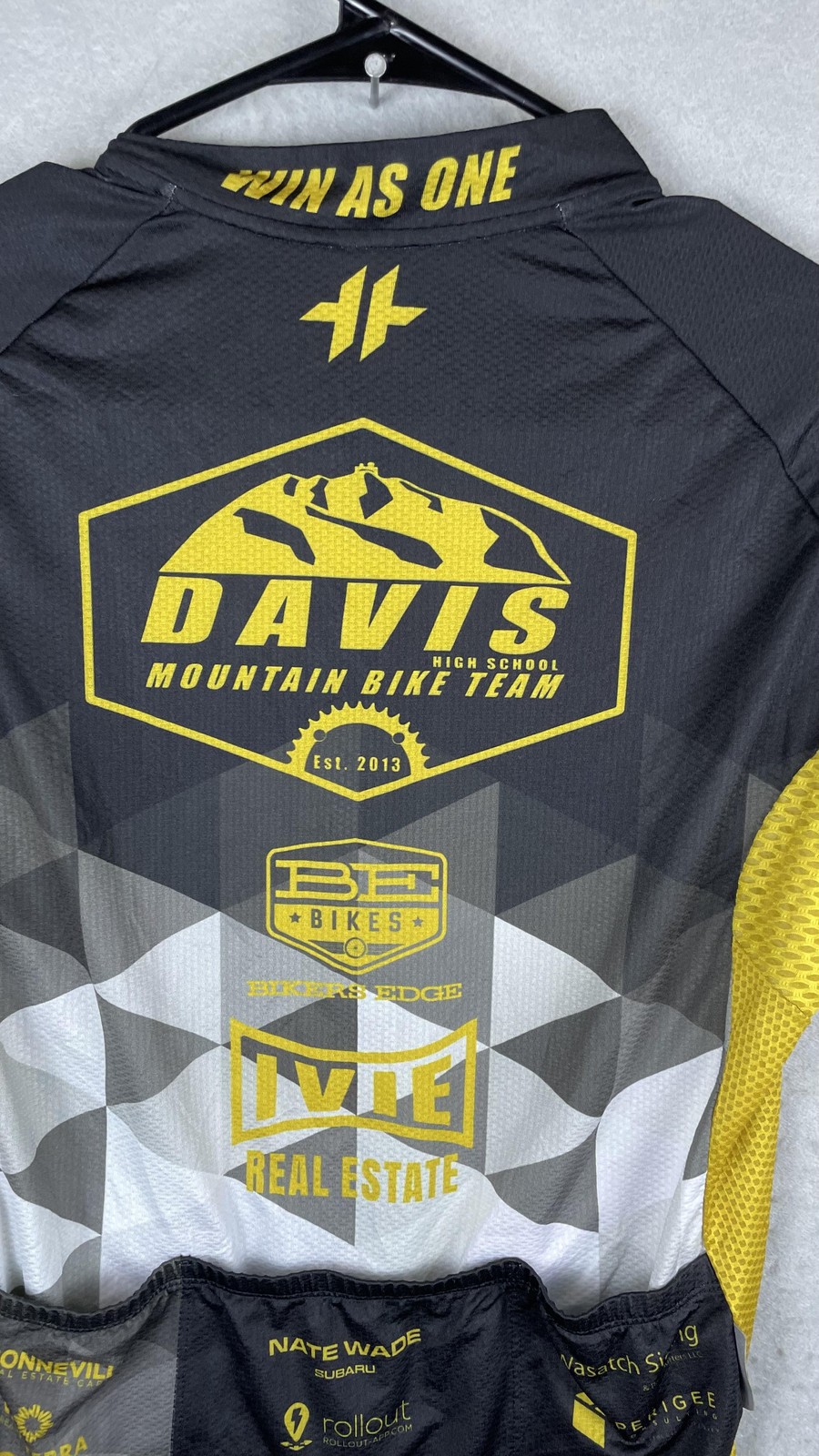Hyperthreads Davis Mountain Bike Team Cycling Jersey Small Black Gold Full Zip