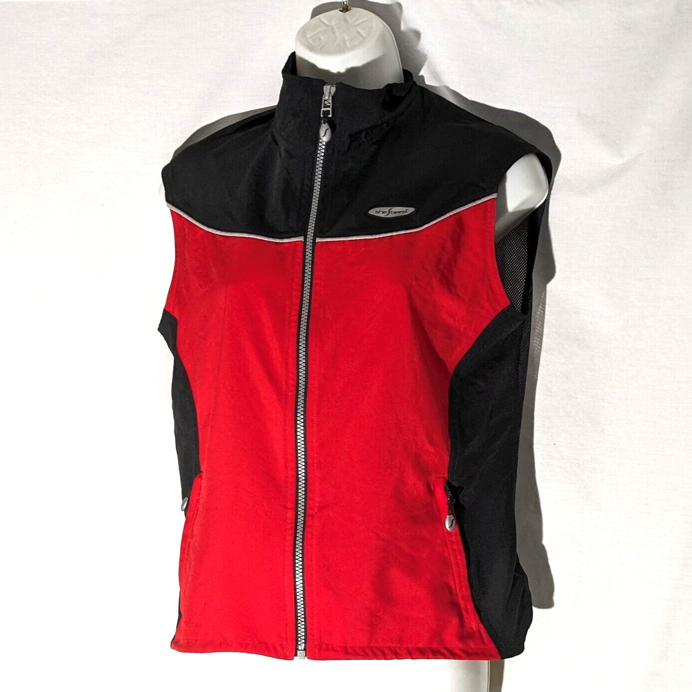 Shebeest Women’s Medium Cycling Vest, Bike, Run, Packable, Mesh Back, Red, Black