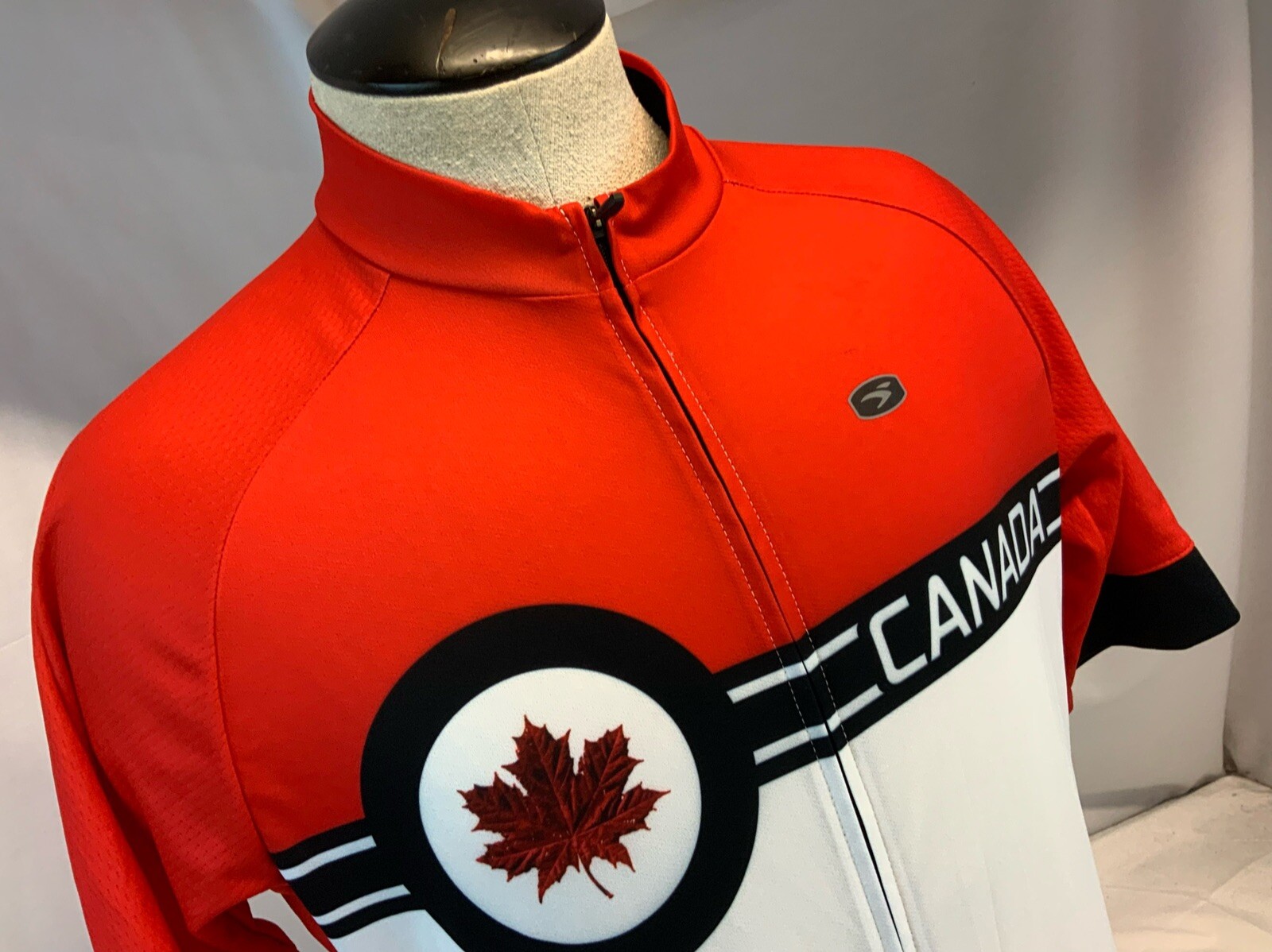 Sugoi Canada Cycling Jersey Jacket S Men White Red Poly Zip LNWOT YGI h1-555