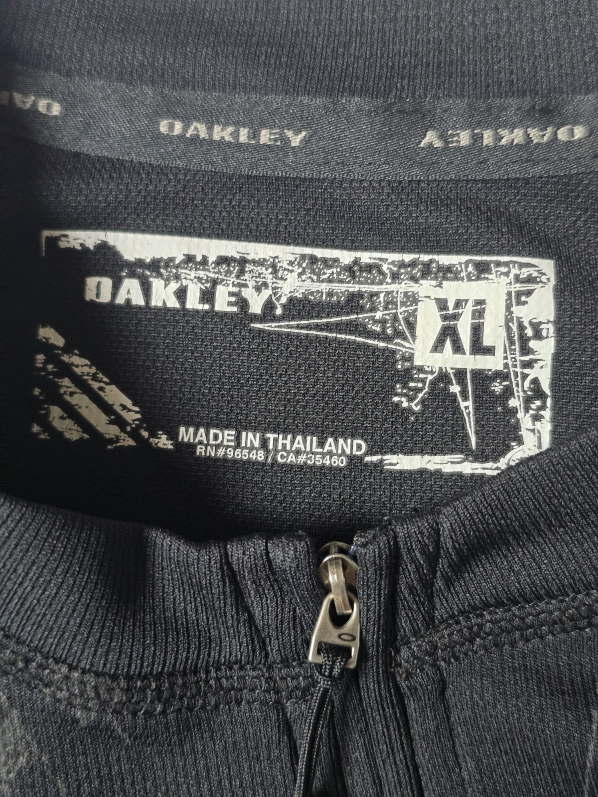 Vintage Oakley Skull Graphic 1/4 Zip Cycling Jersey Mens XL Black Grey Tech Y2K