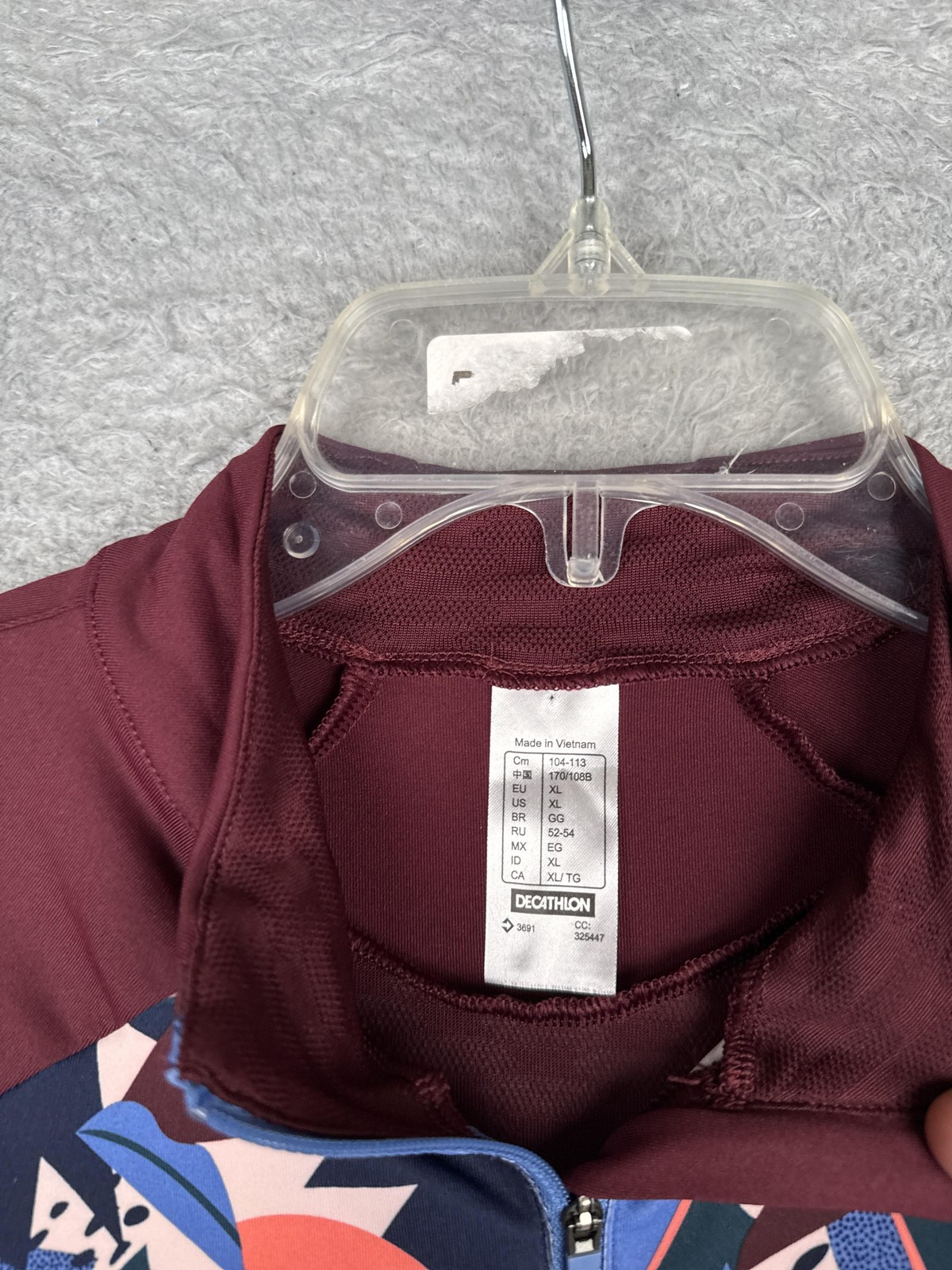 Triban Cycling Jersey Men EURO XL Red Blue Abstract Full Zip Pockets Top Poly