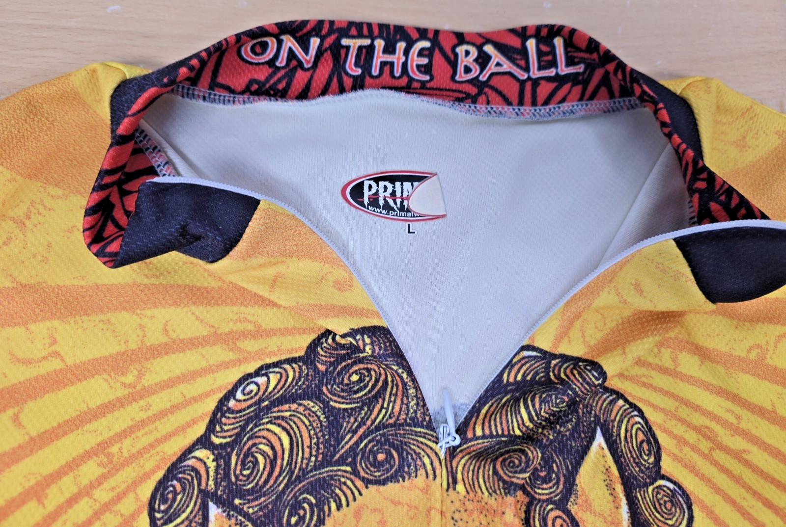 Primal Foo Dog On The Ball Cycling Jersey Shirt Men’s L No sleeve Back Pocket