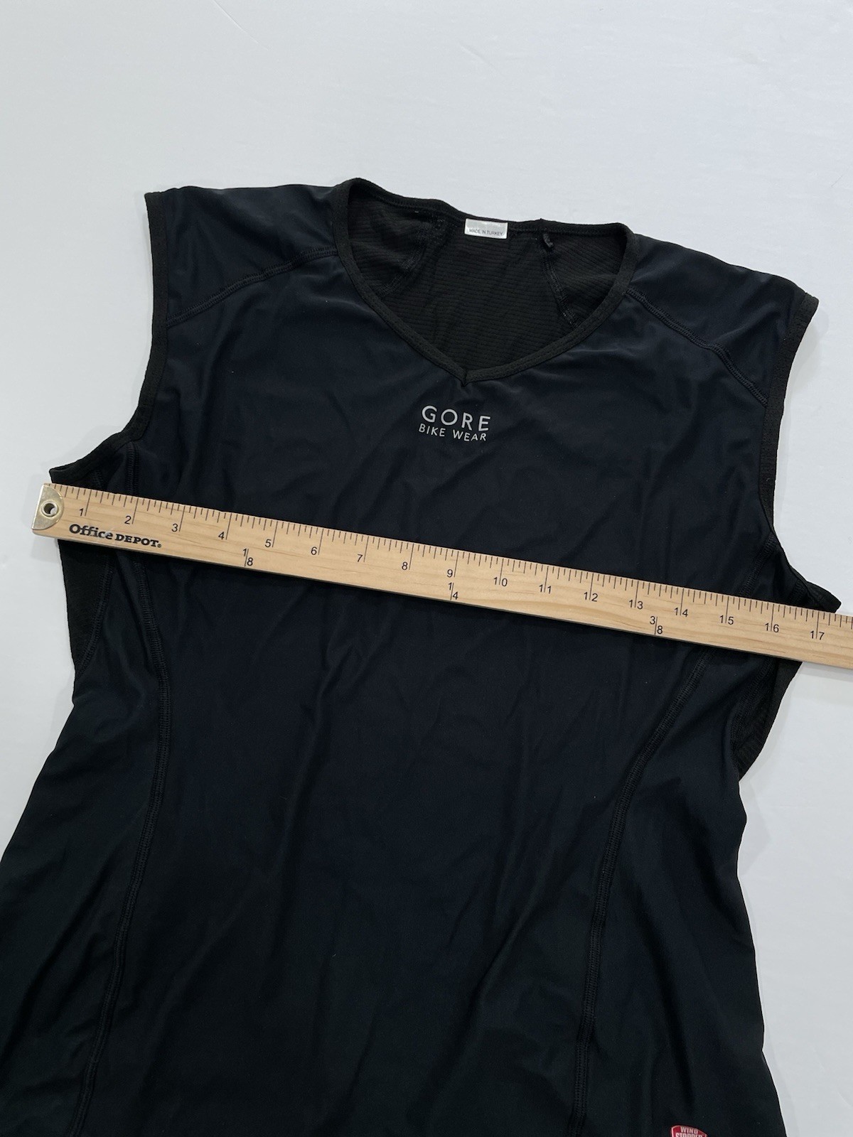 GORE Bike Wear Women’s Cycling Base Layer Black Sleeveless Shirt Medium