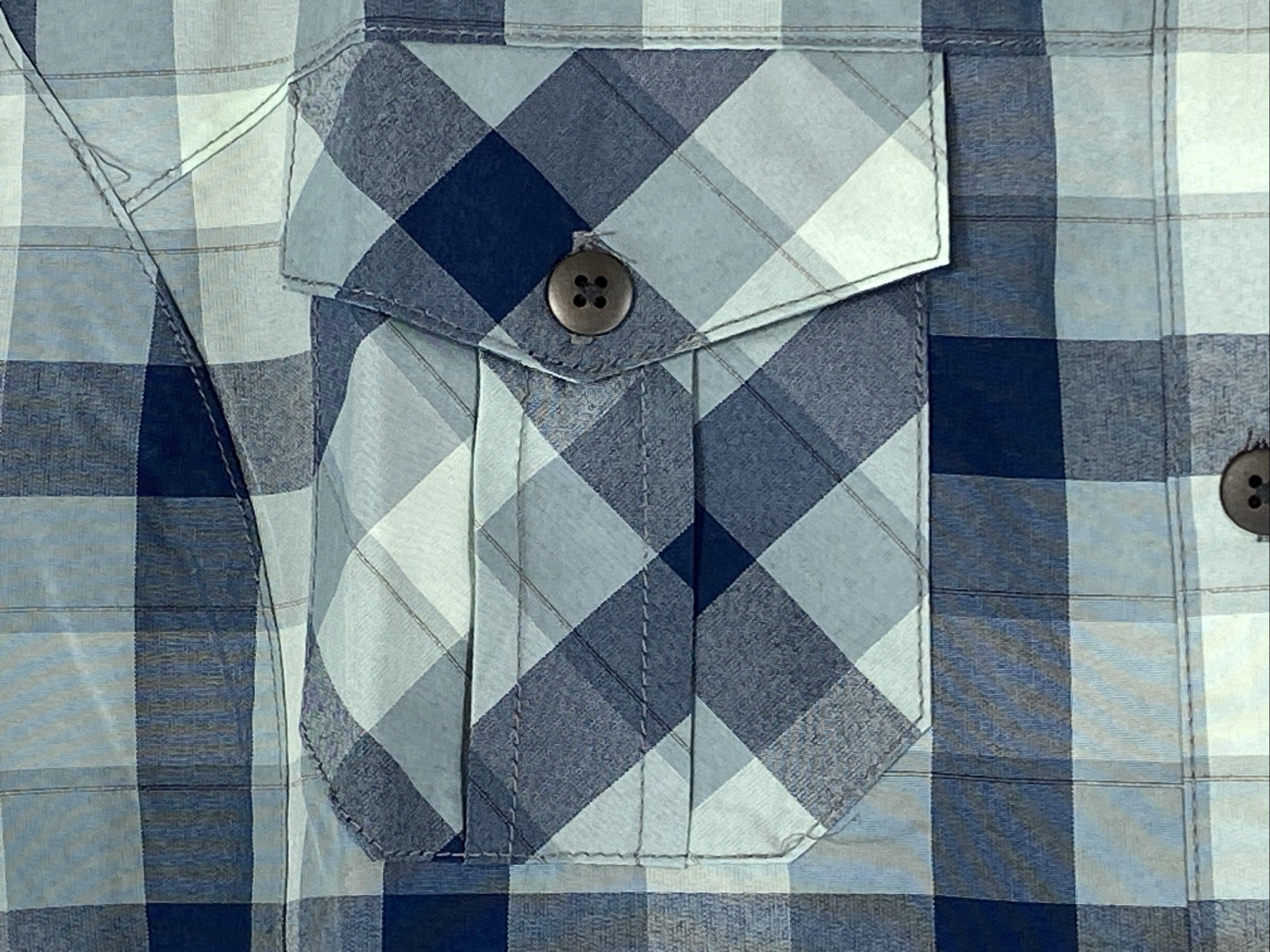 Bontrager Women’s M Casual Cycling Short Sleeve Button Up Shirt Blue Plaid
