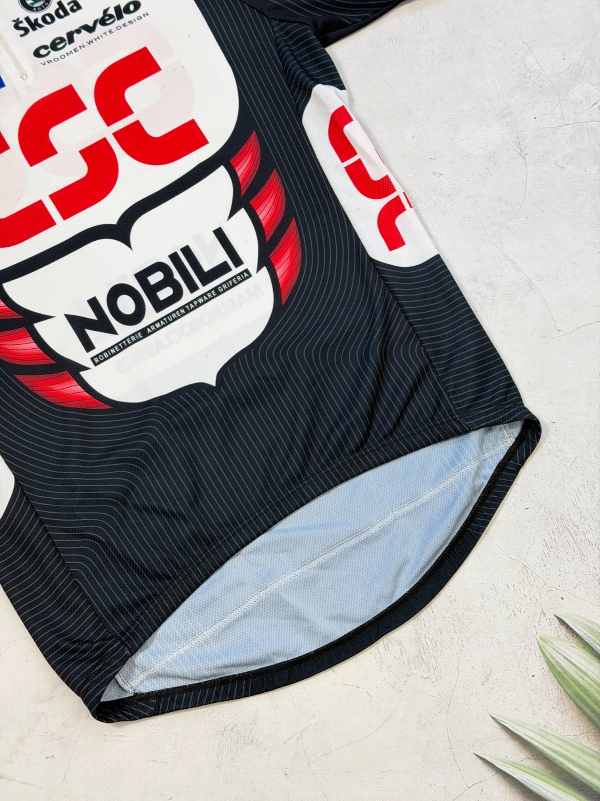 Descente Team CSC Skoda Man UCI Pro Tour Nobili Cervelo Cycling Jersey – 6 / L