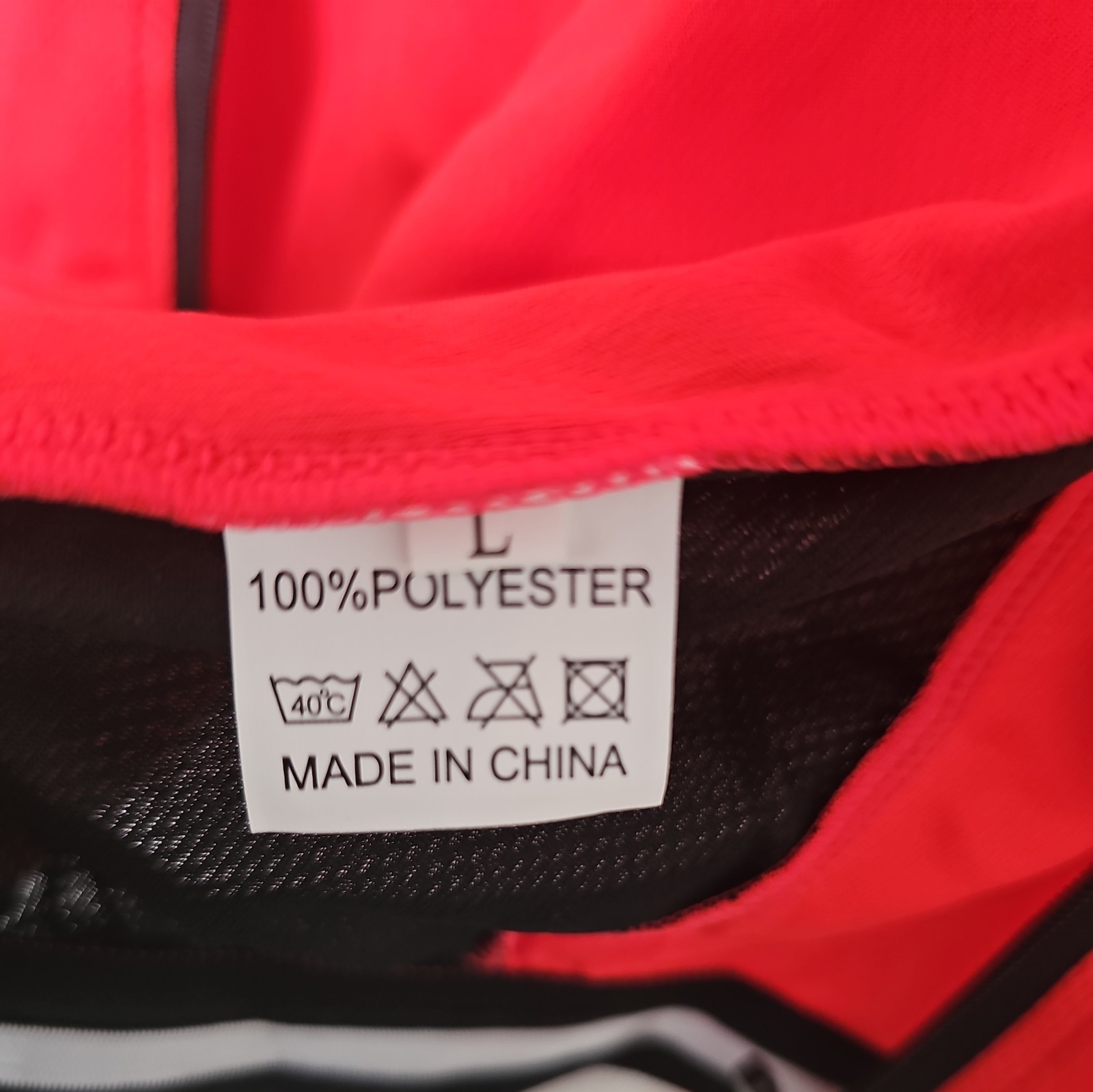 Cycling Jersey Men’s Red And Black full Zip Pocket zip back Size L