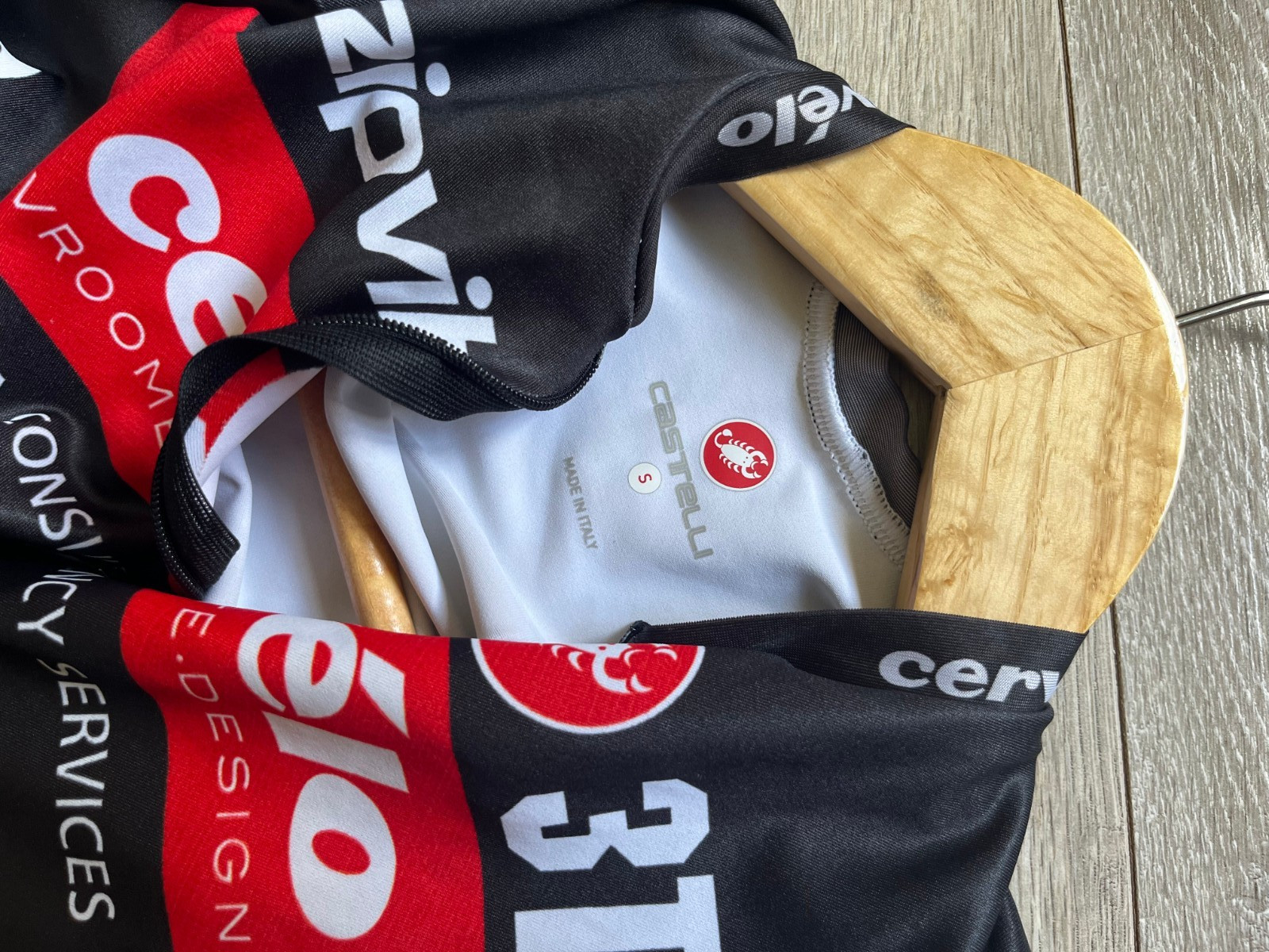 Cervélo TestTeam Cycling Skinsuit Speedsuit Cycle Suit Professional Castelli S /