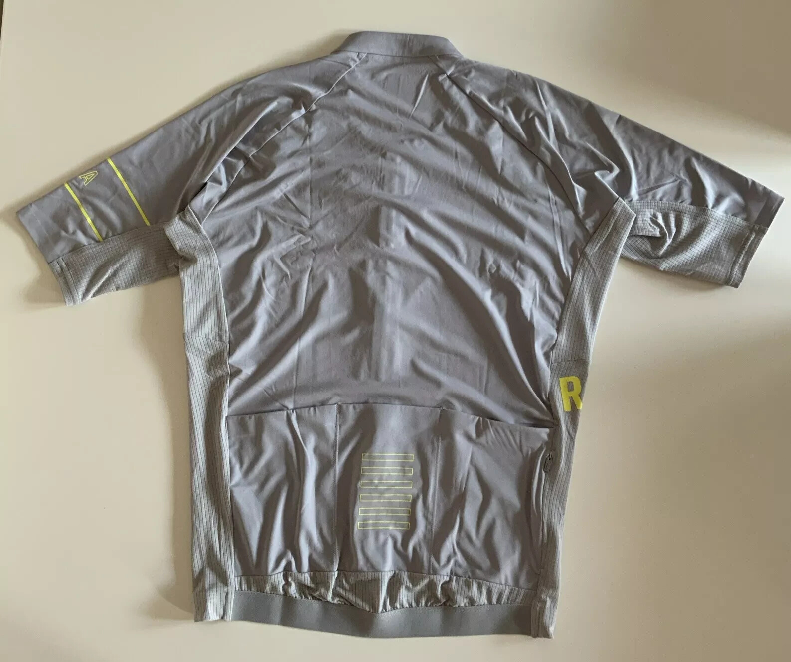 BNWT SILVER CHARTREUSE RAPHA PRO TEAM LIGHTWEIGHT SHORT SLEEVE CYCLING JERSEY LG