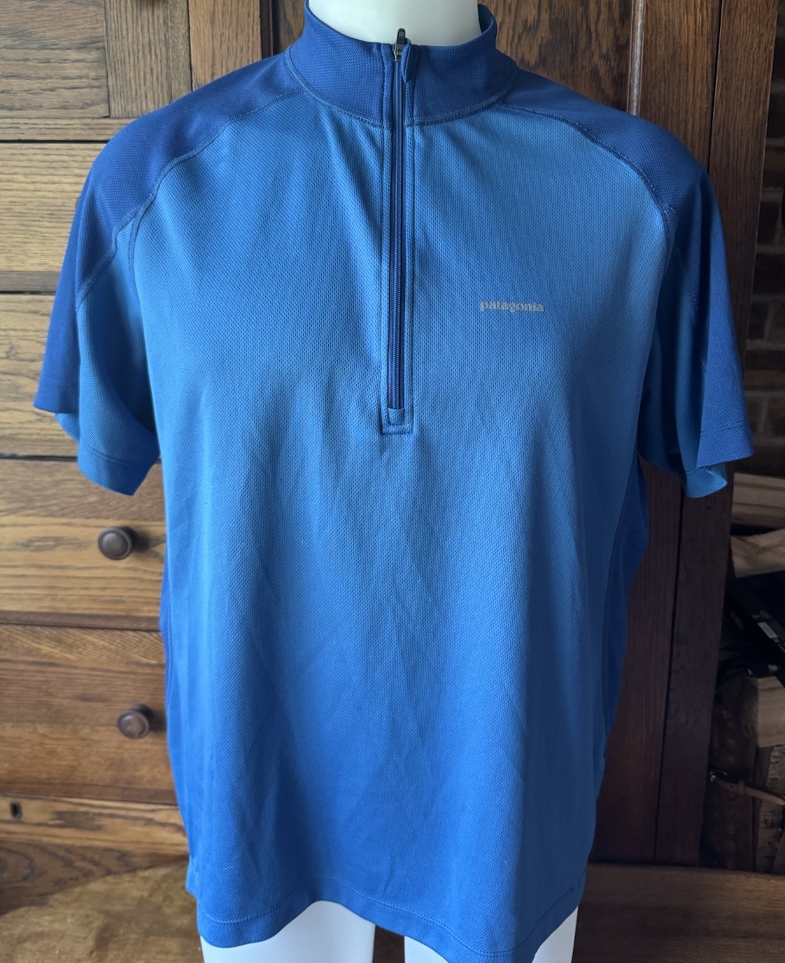 Patagonia Men’s 1/4 Zip Cycling Shirt Blue