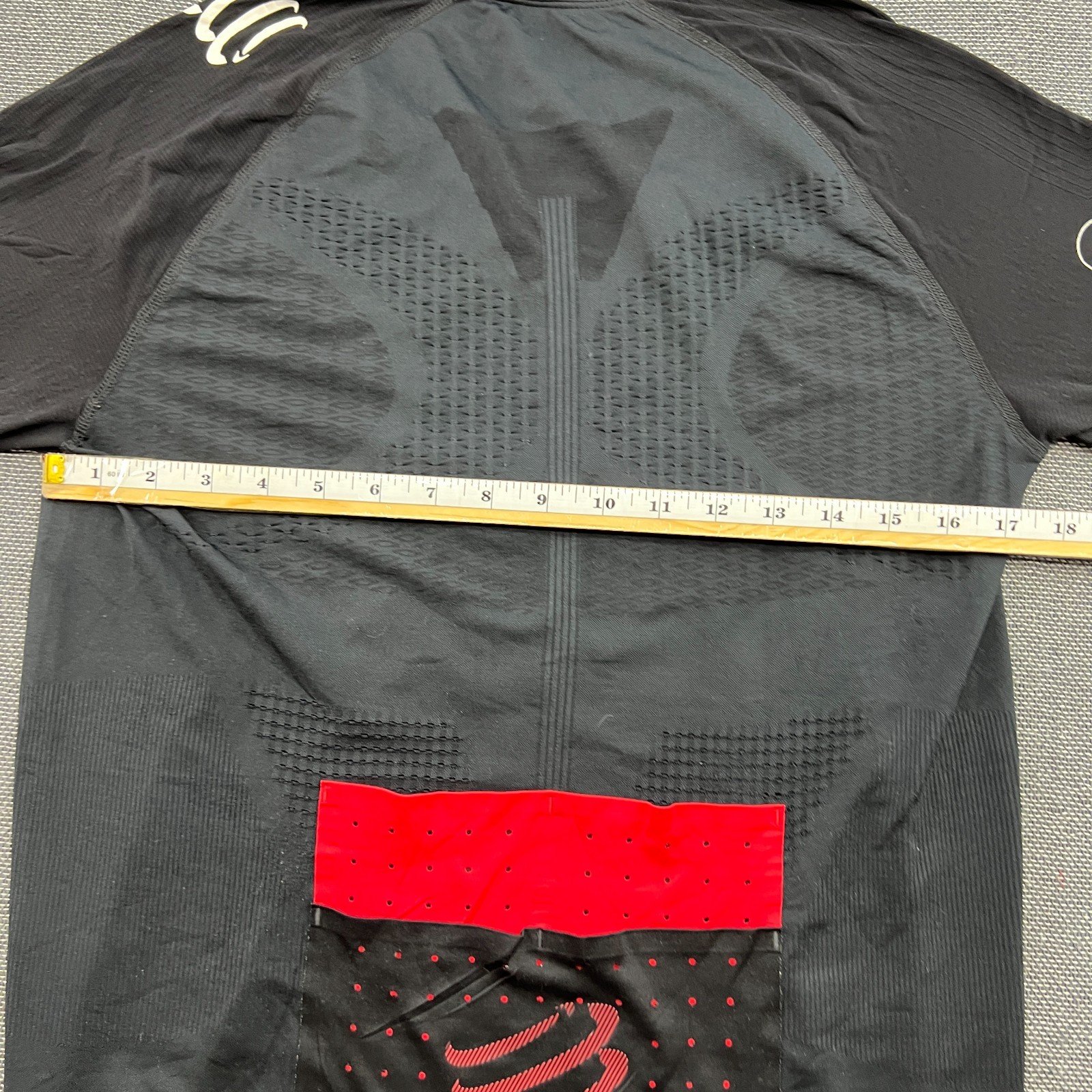 Compressport Mens Cycling Jersey Medium 1/2 Zip Racing Compression Shirt