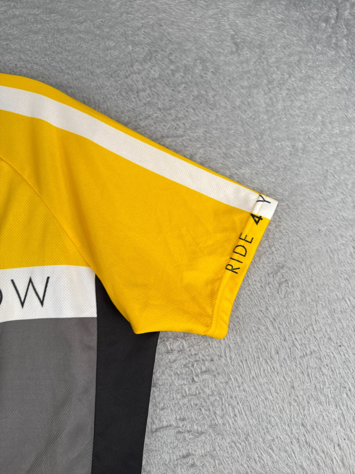 Primal Cycling Jersey Mens Medium Gray Yellow Full Zip Livestrong BAD ZIPPER