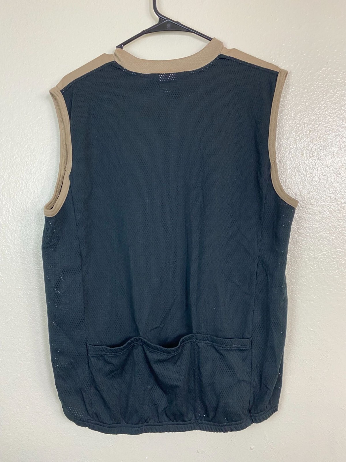 Vintage REI Mens Sleeveless Cycling Jersey size Large Tan Black Back Pockets USA