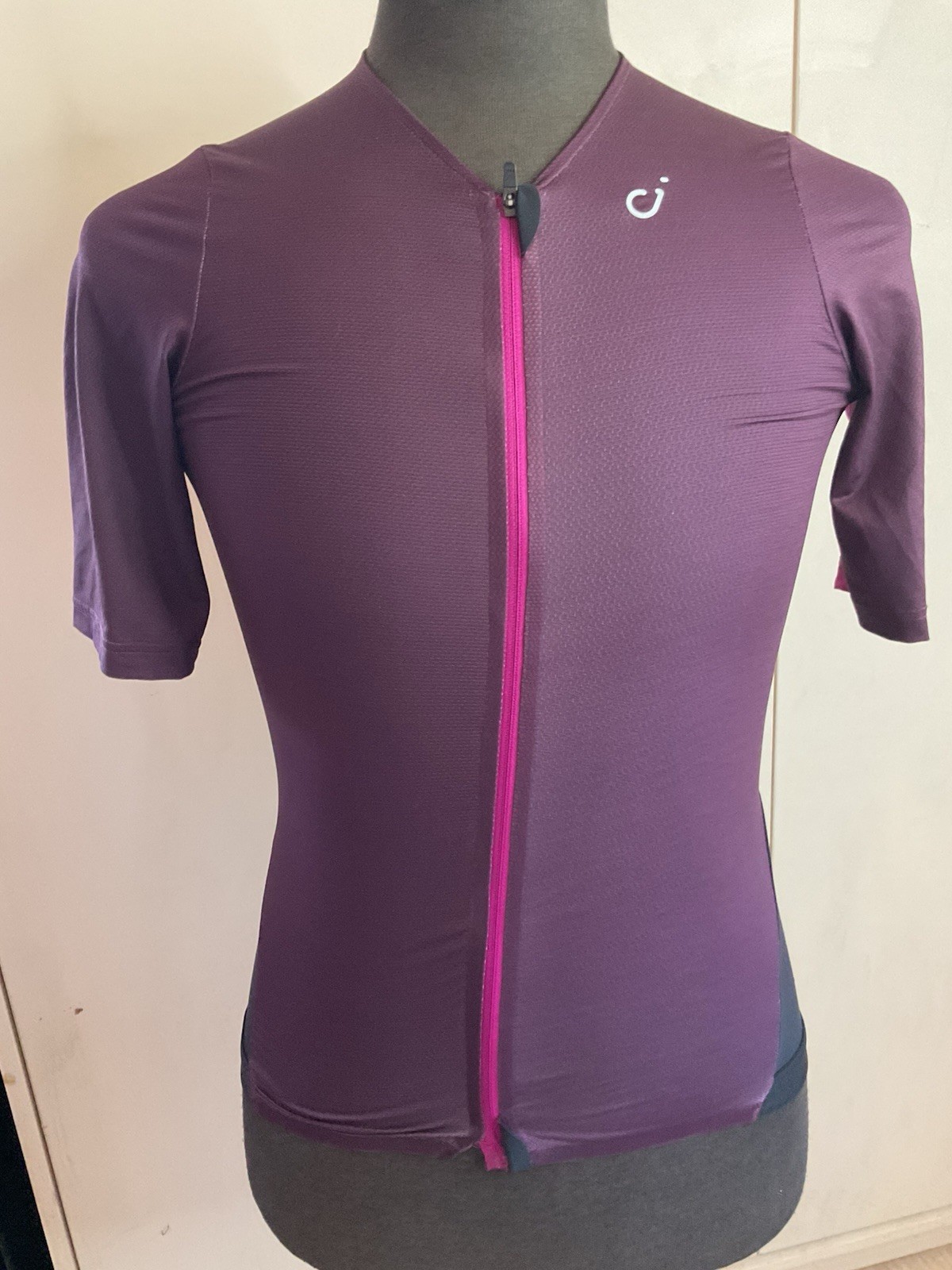 Velocio Cycling Jersey EVO Women’s Large New With Defect See Pics