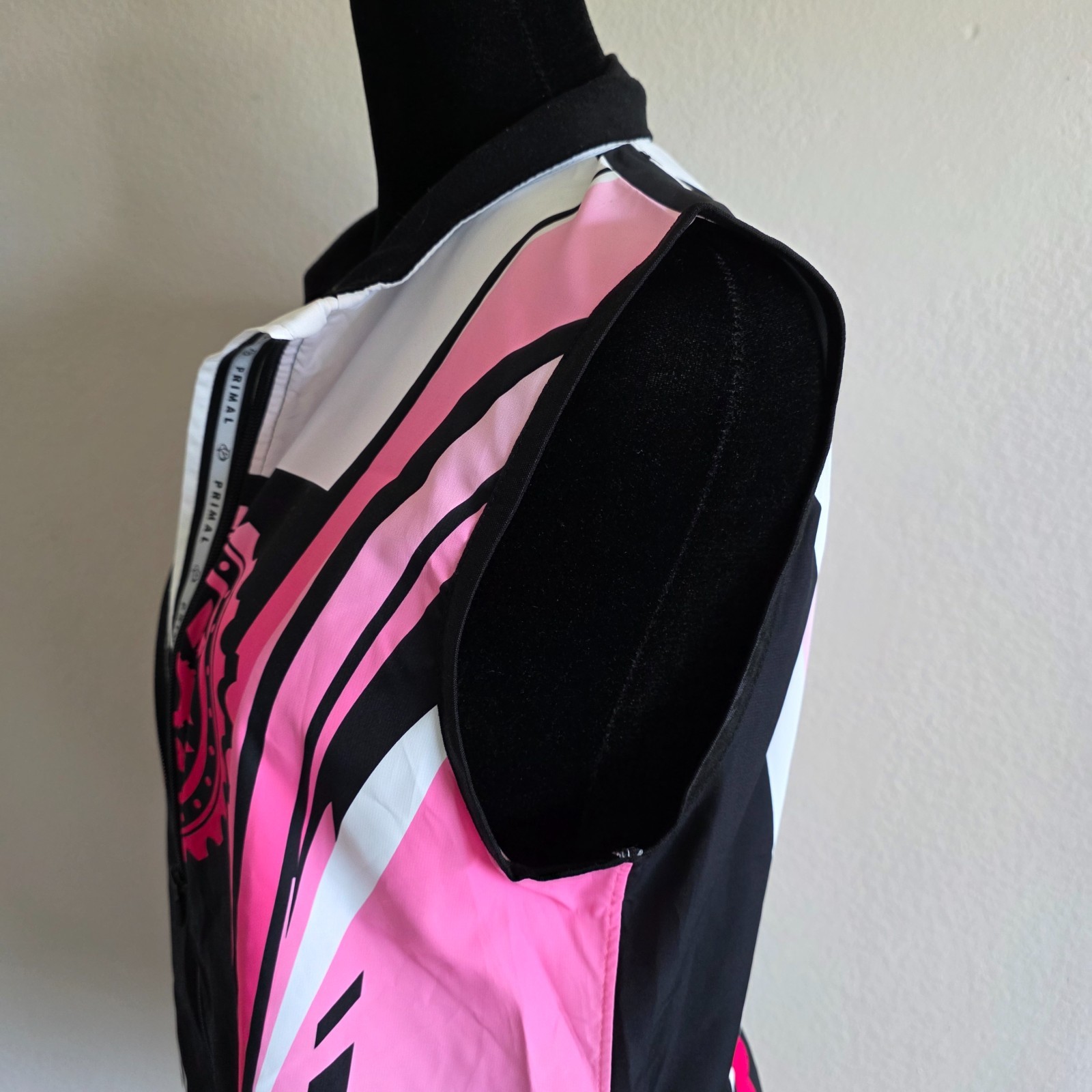 Primal Women’s Cycling Jersey Full Zip Bright Pinks Black Sleeveless Size M