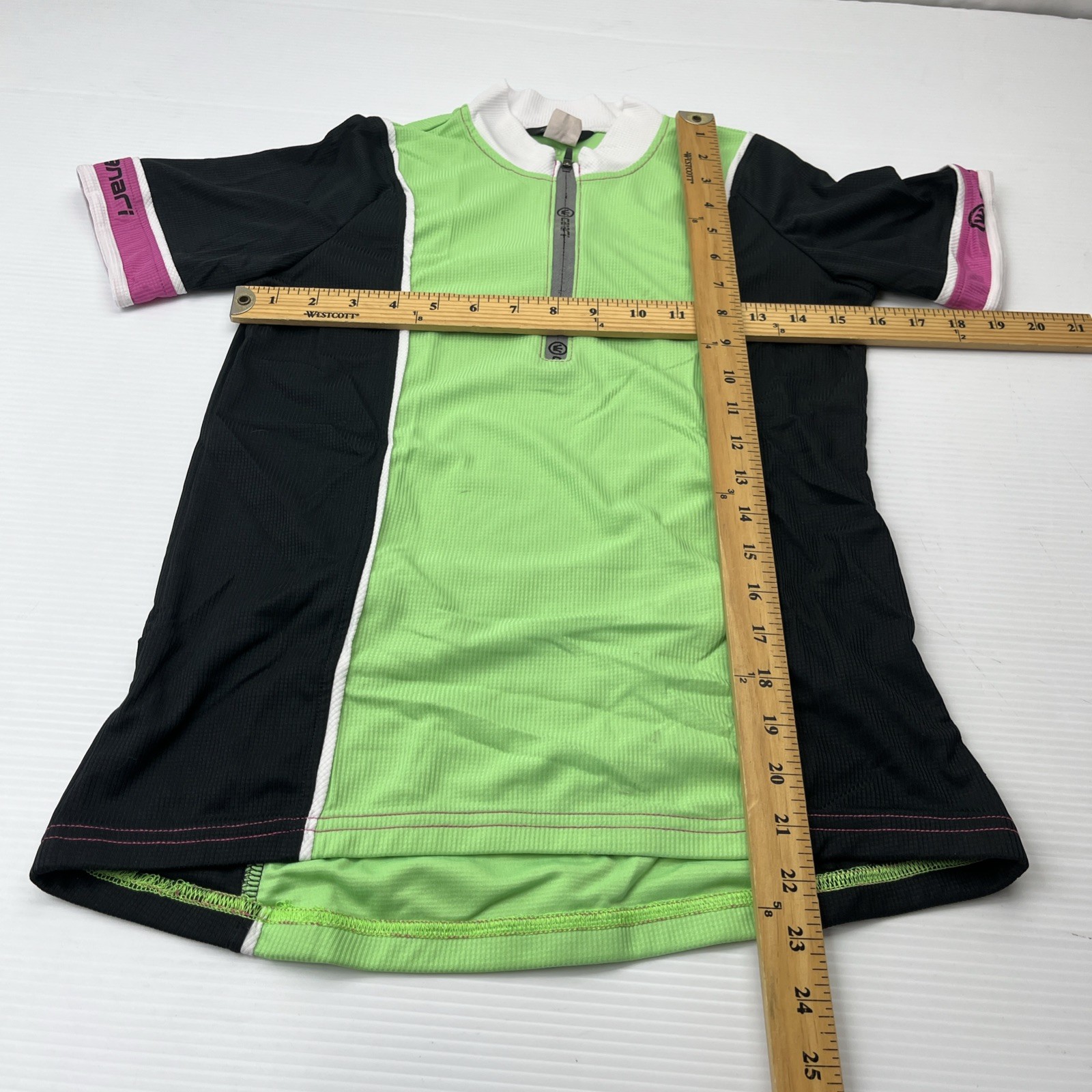 Canari Women’s CYCLING Biking JERSEY Large L Back pockets 1/2 Zip Green Black