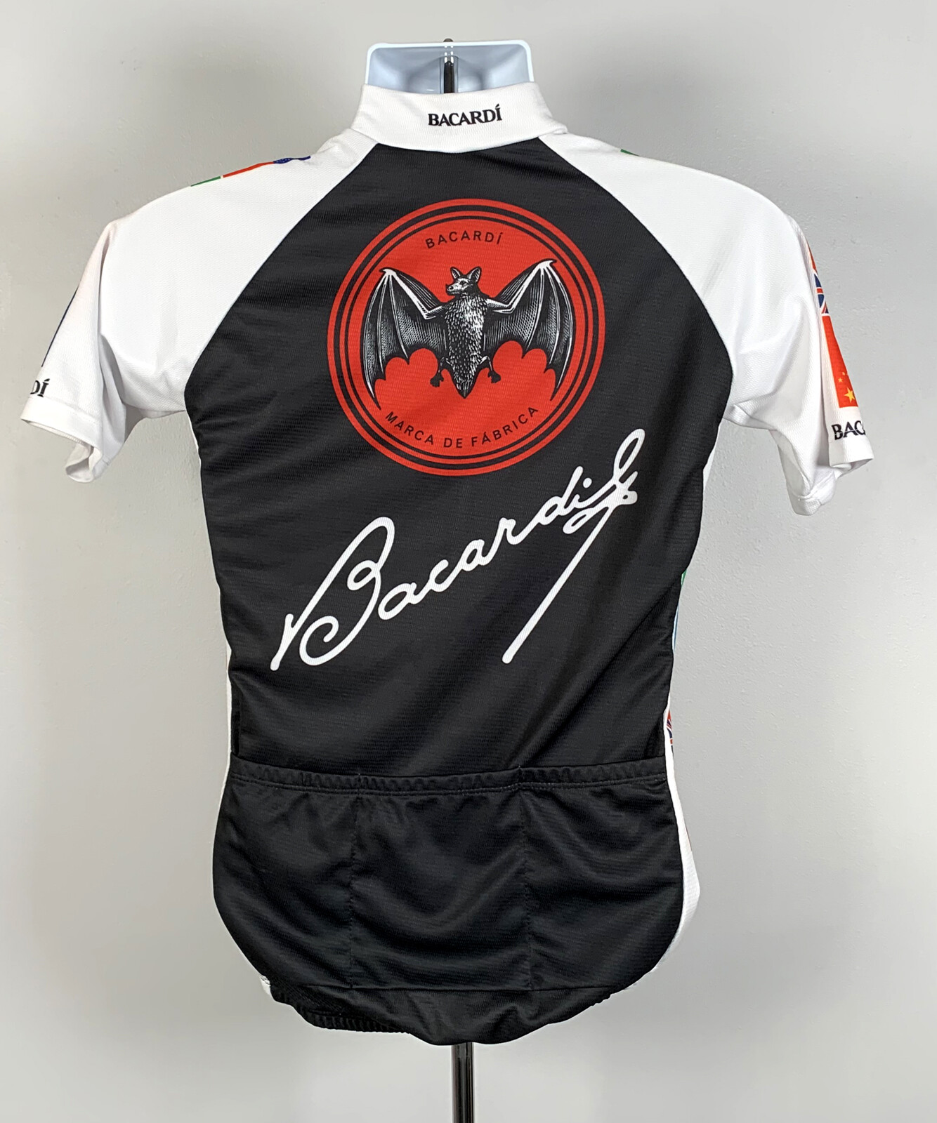 World of Bacardi Rum Bat Logo Bicycle Bike Jersey Mens Medium Colorful