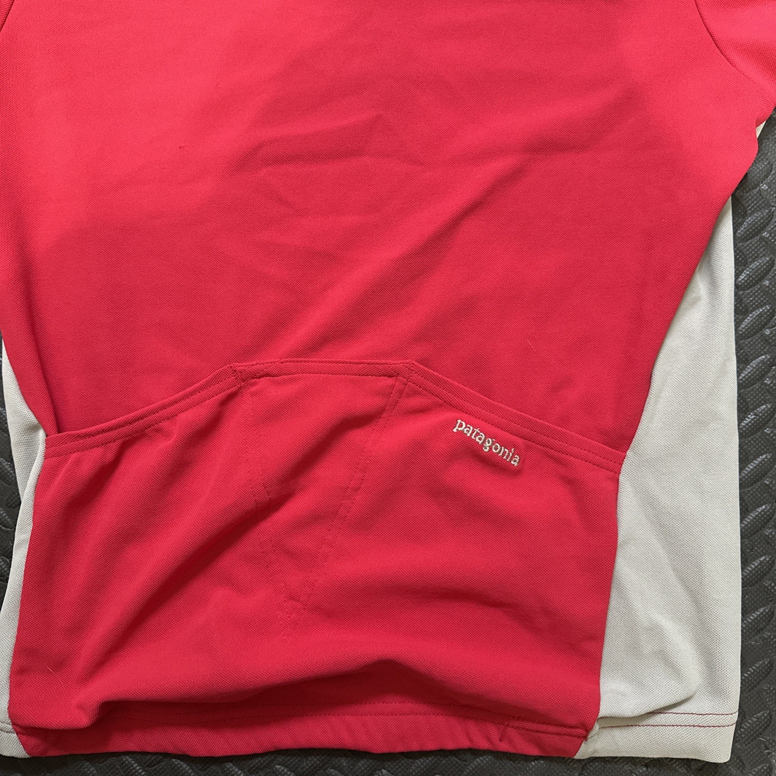 Patagonia Mens Small (Sm) Cycling Jersey 1/2 Zip Shirt Lightweight Vtg Red Gray